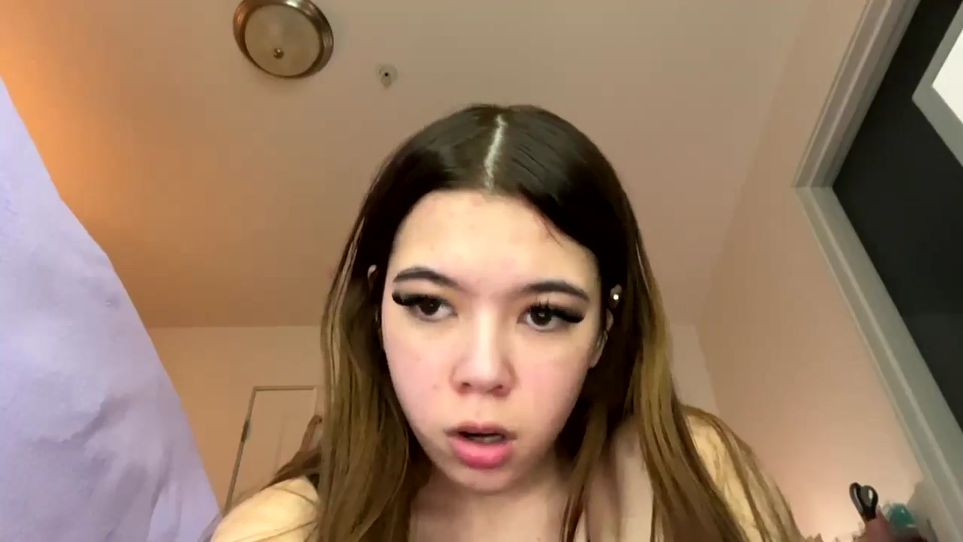 Gallery image thumbnail from Natpeach's myfreecams stream on, 01/07/2026, 06:43 image 2 of 20