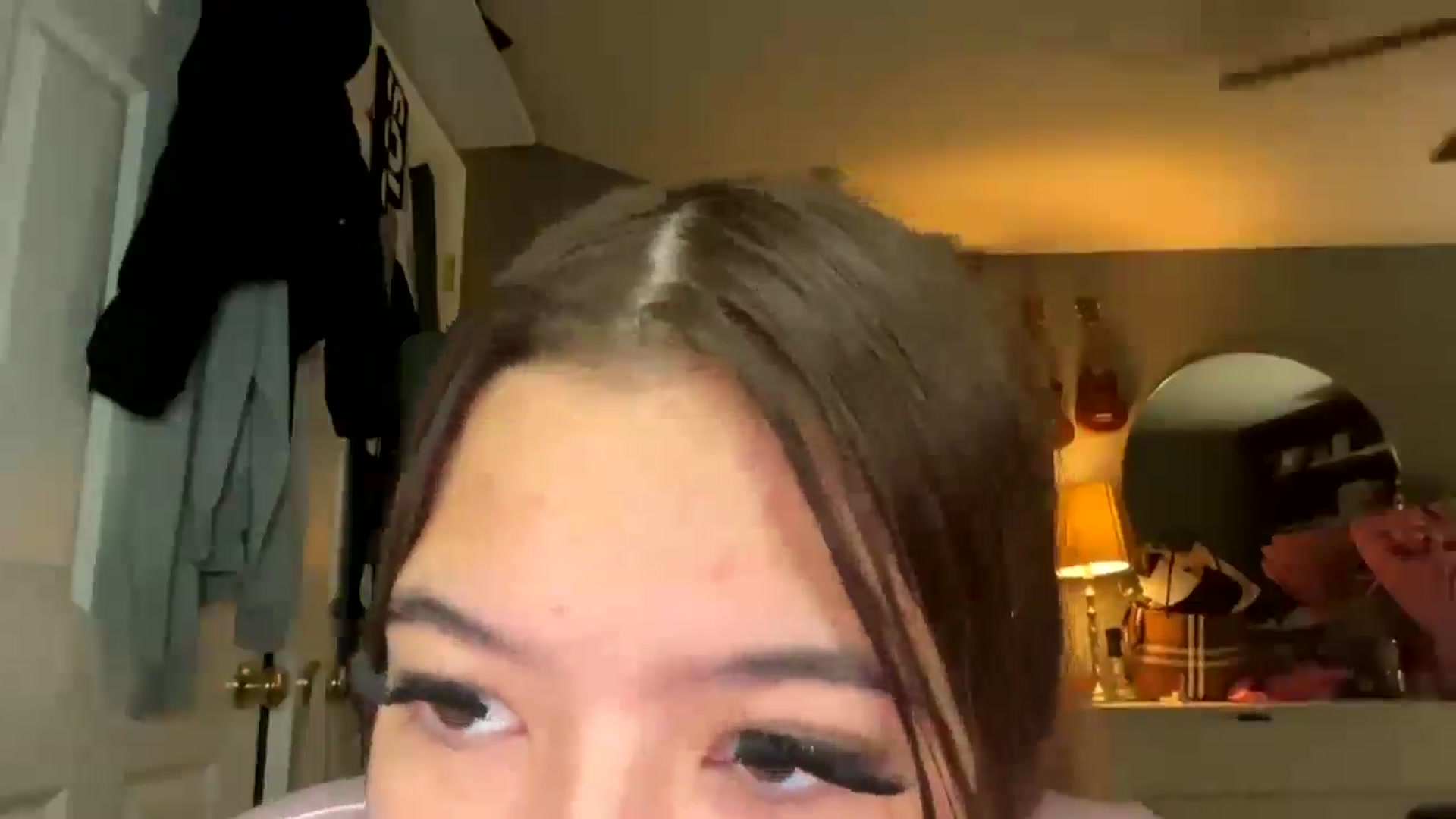 Gallery image thumbnail from Natpeach's myfreecams stream on, 03/18/2026, 05:09 image 16 of 20