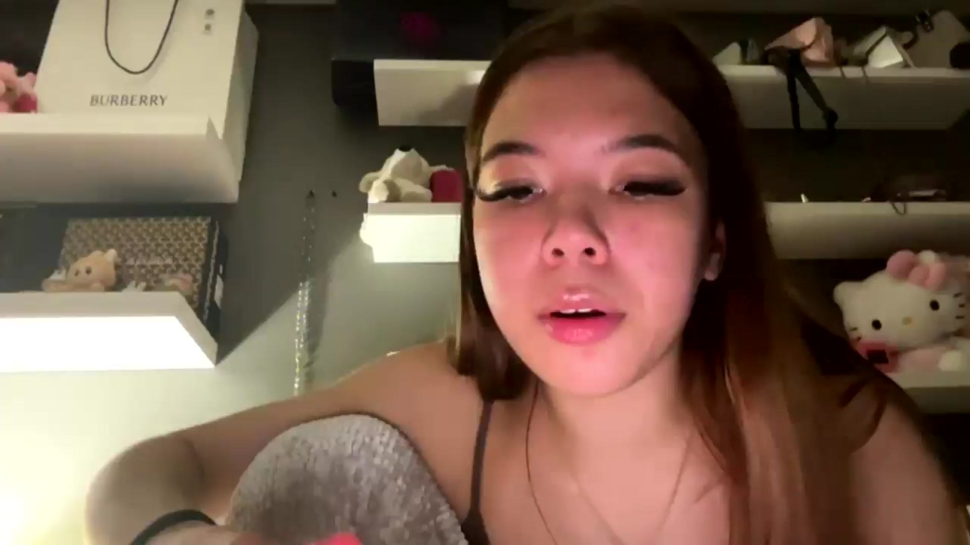 Gallery image thumbnail from Natpeach's myfreecams stream on, 03/18/2026, 08:45 image 1 of 20