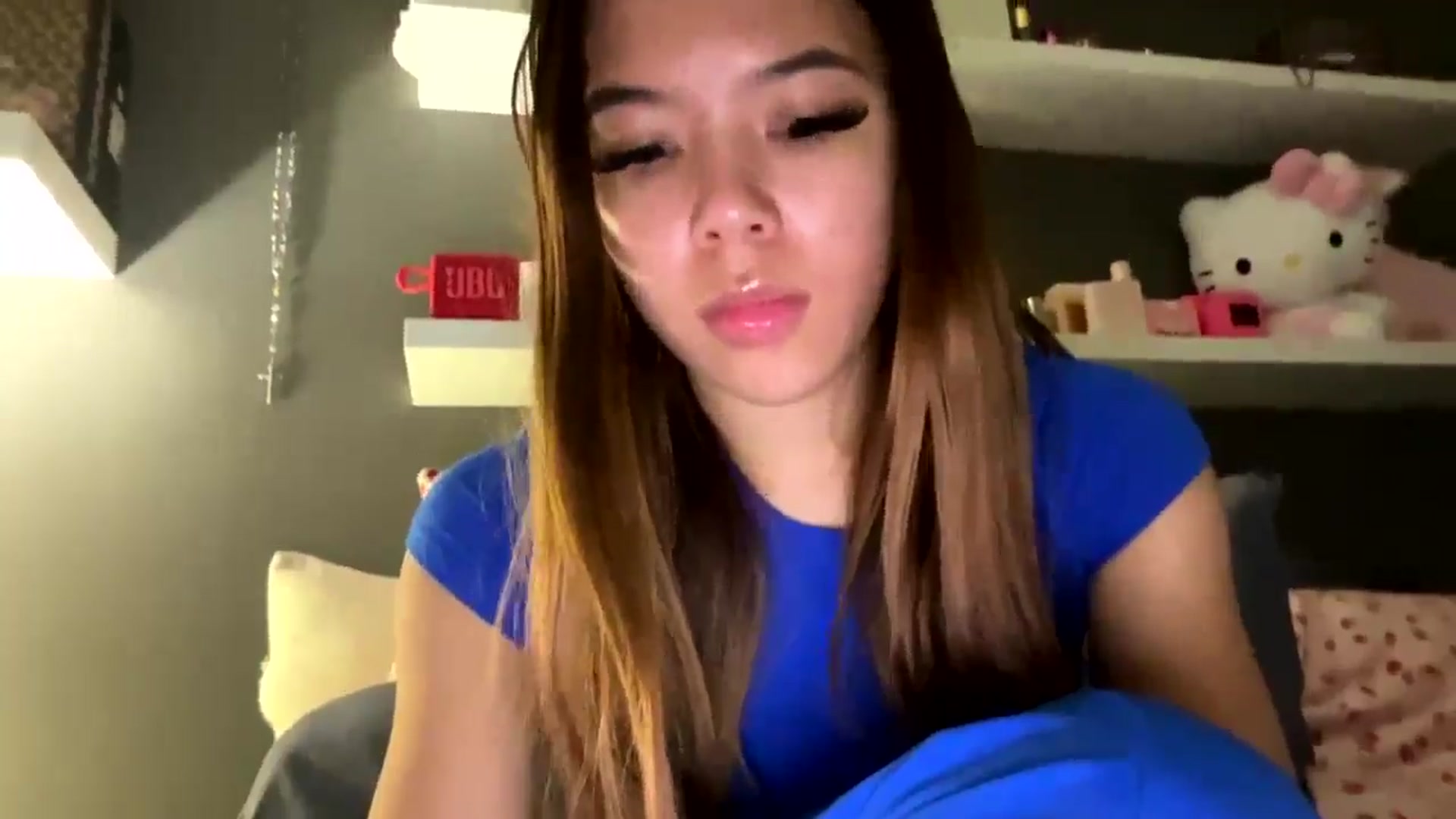 Gallery image thumbnail from Natpeach's myfreecams stream on, 03/19/2026, 06:32 image 3 of 20