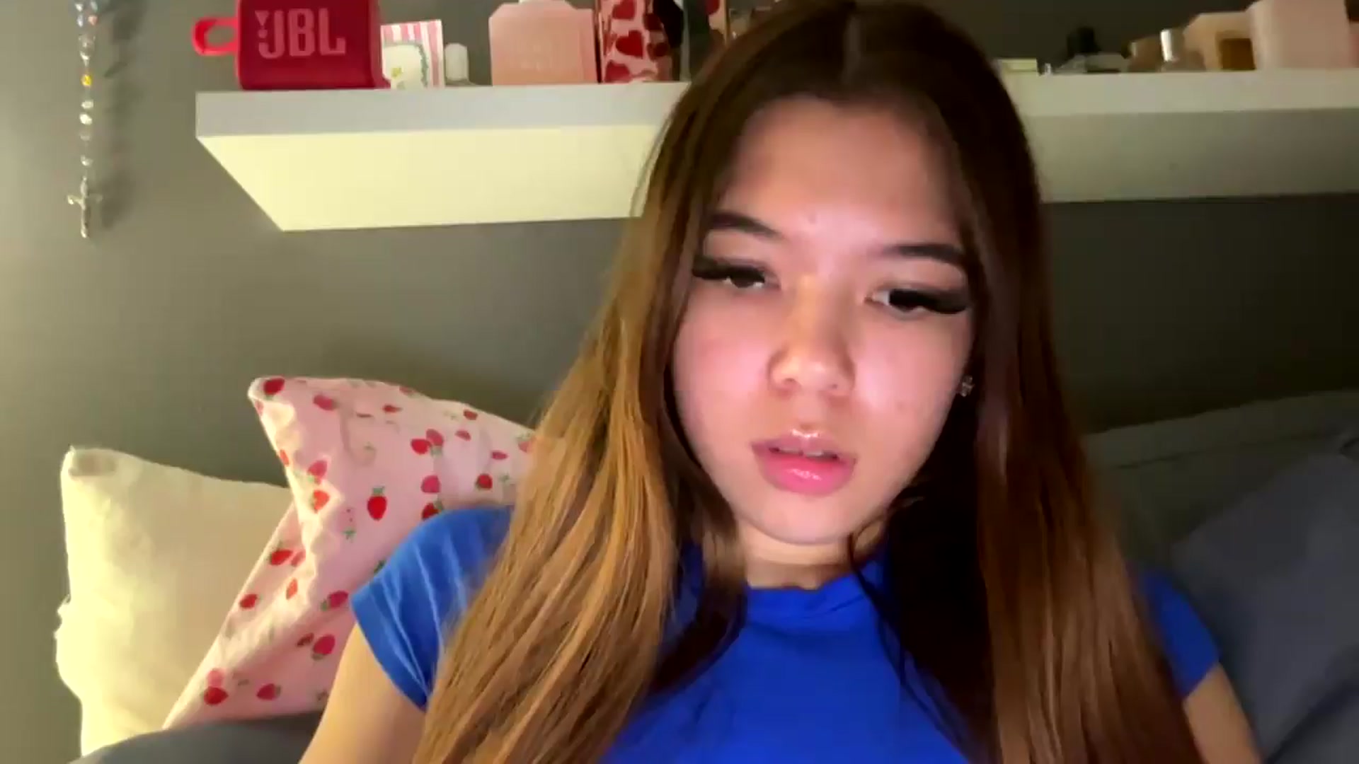 Gallery image thumbnail from Natpeach's myfreecams stream on, 03/19/2026, 06:32 image 7 of 20