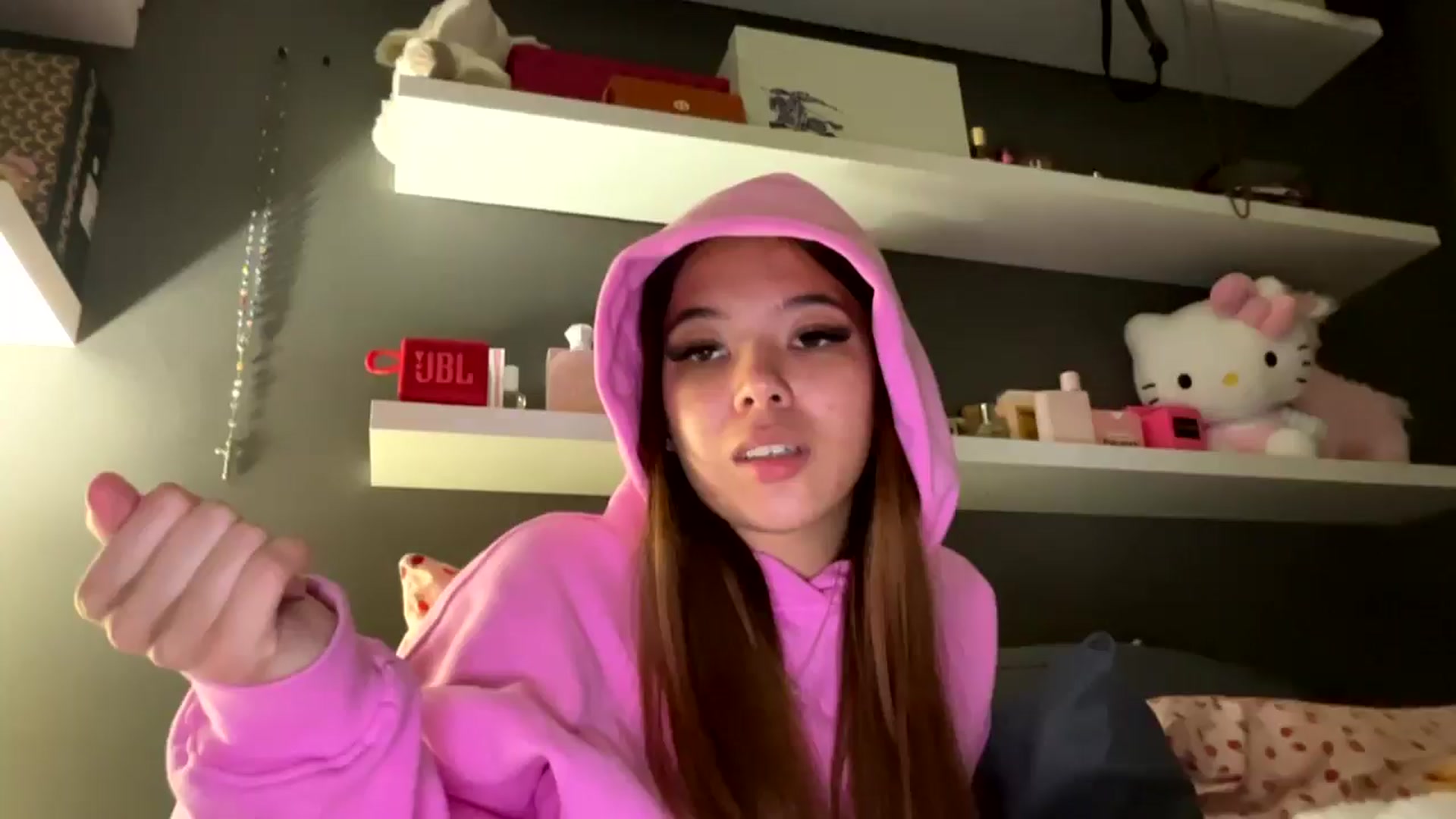 Gallery image thumbnail from Natpeach's myfreecams stream on, 03/19/2026, 08:59 image 3 of 20