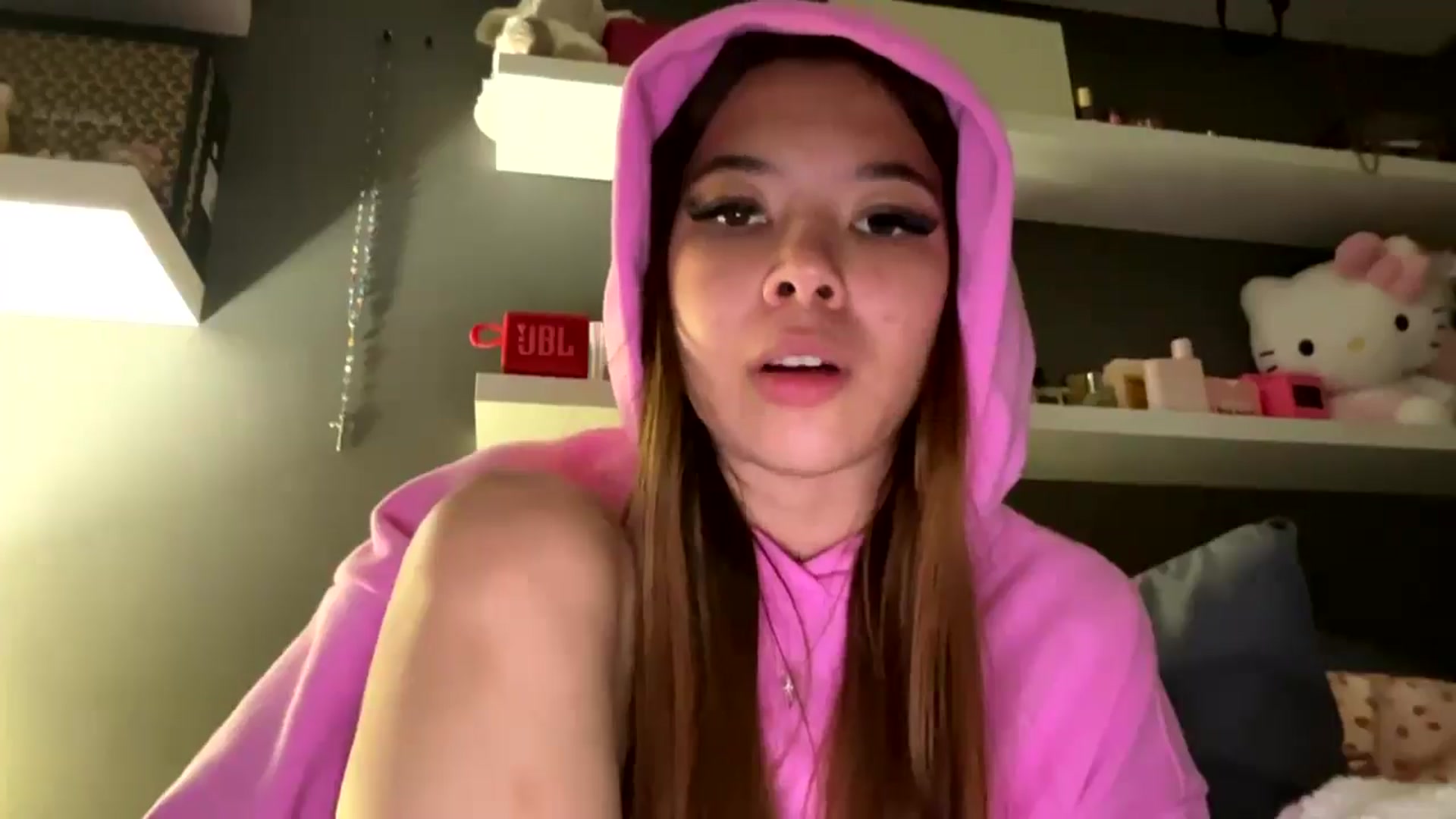 Gallery image thumbnail from Natpeach's myfreecams stream on, 03/19/2026, 08:59 image 5 of 20