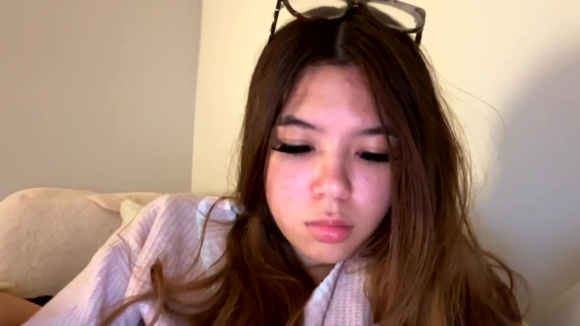 Gallery image thumbnail from Natpeach's myfreecams stream on, 04/12/2026, 06:20 image 2 of 20
