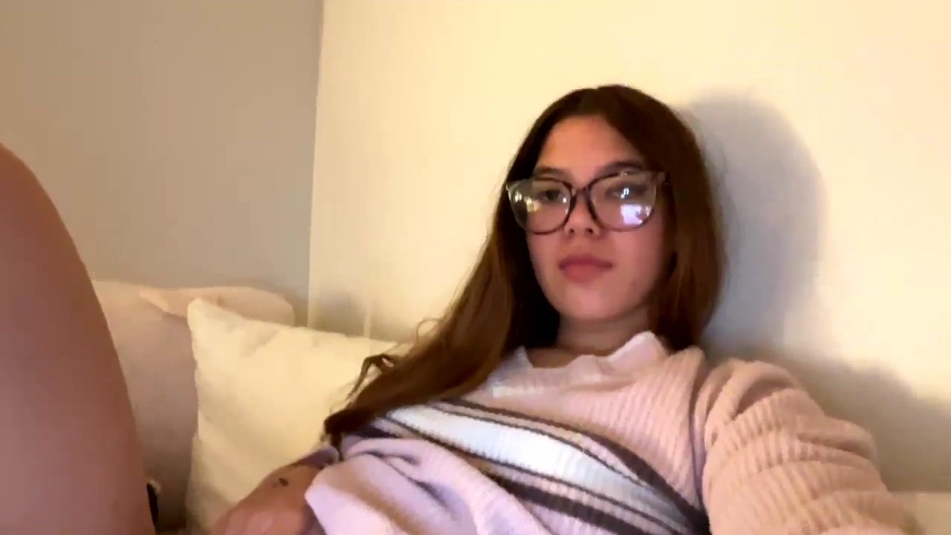 Gallery image thumbnail from Natpeach's myfreecams stream on, 04/12/2026, 06:20 image 14 of 20