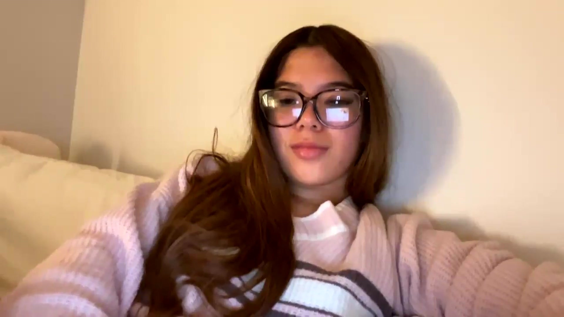 Gallery image thumbnail from Natpeach's myfreecams stream on, 04/12/2026, 06:20 image 17 of 20