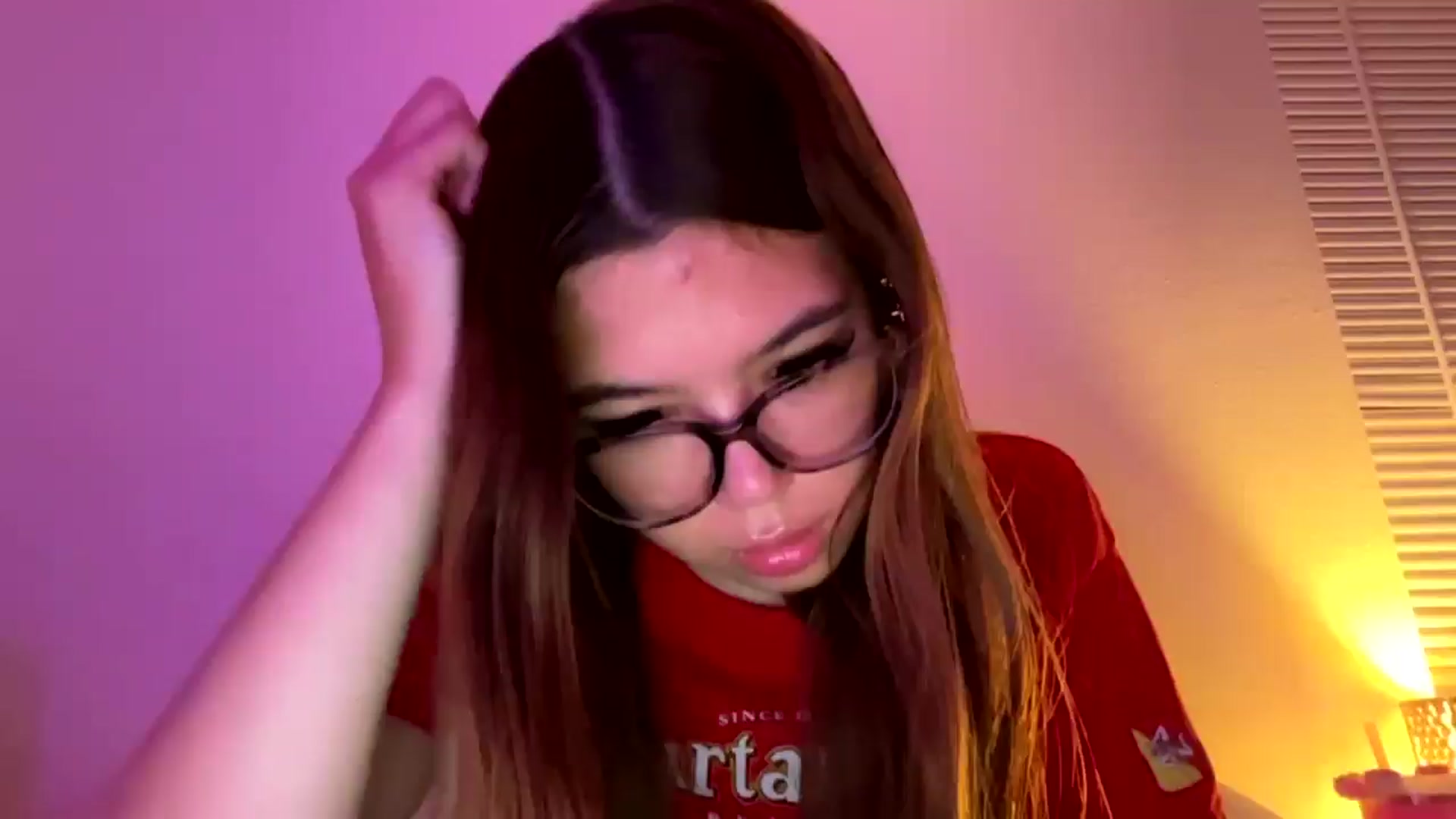 Gallery image thumbnail from Natpeach's myfreecams stream on, 04/14/2026, 06:38 image 9 of 20