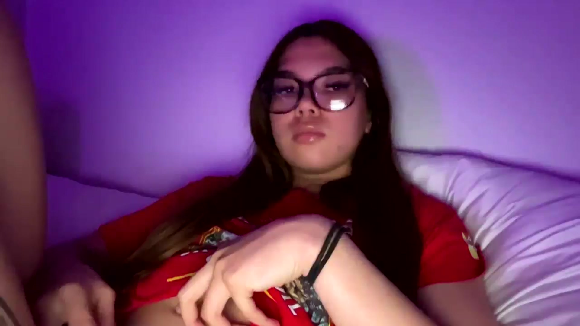 Gallery image thumbnail from Natpeach's myfreecams stream on, 04/14/2026, 06:38 image 17 of 20