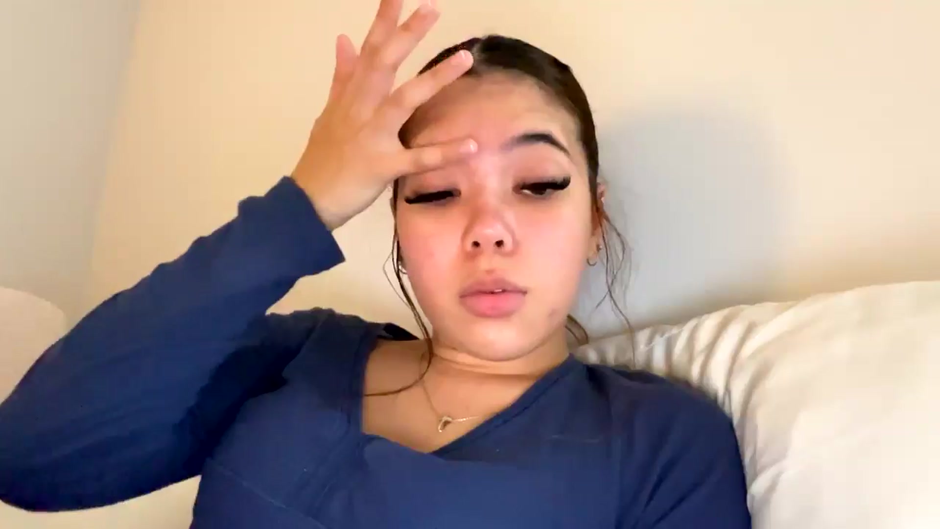 Gallery image thumbnail from Natpeach's myfreecams stream on, 04/16/2026, 23:18 image 13 of 20