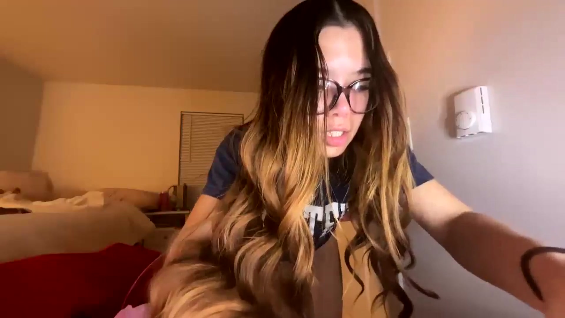 Gallery image thumbnail from Natpeach's myfreecams stream on, 04/20/2026, 06:04 image 14 of 20