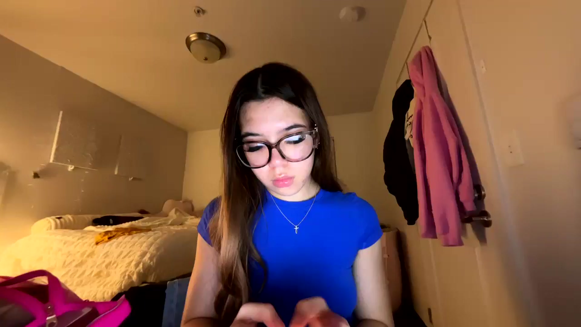 Gallery image thumbnail from Natpeach's myfreecams stream on, 04/21/2026, 06:44 image 4 of 20