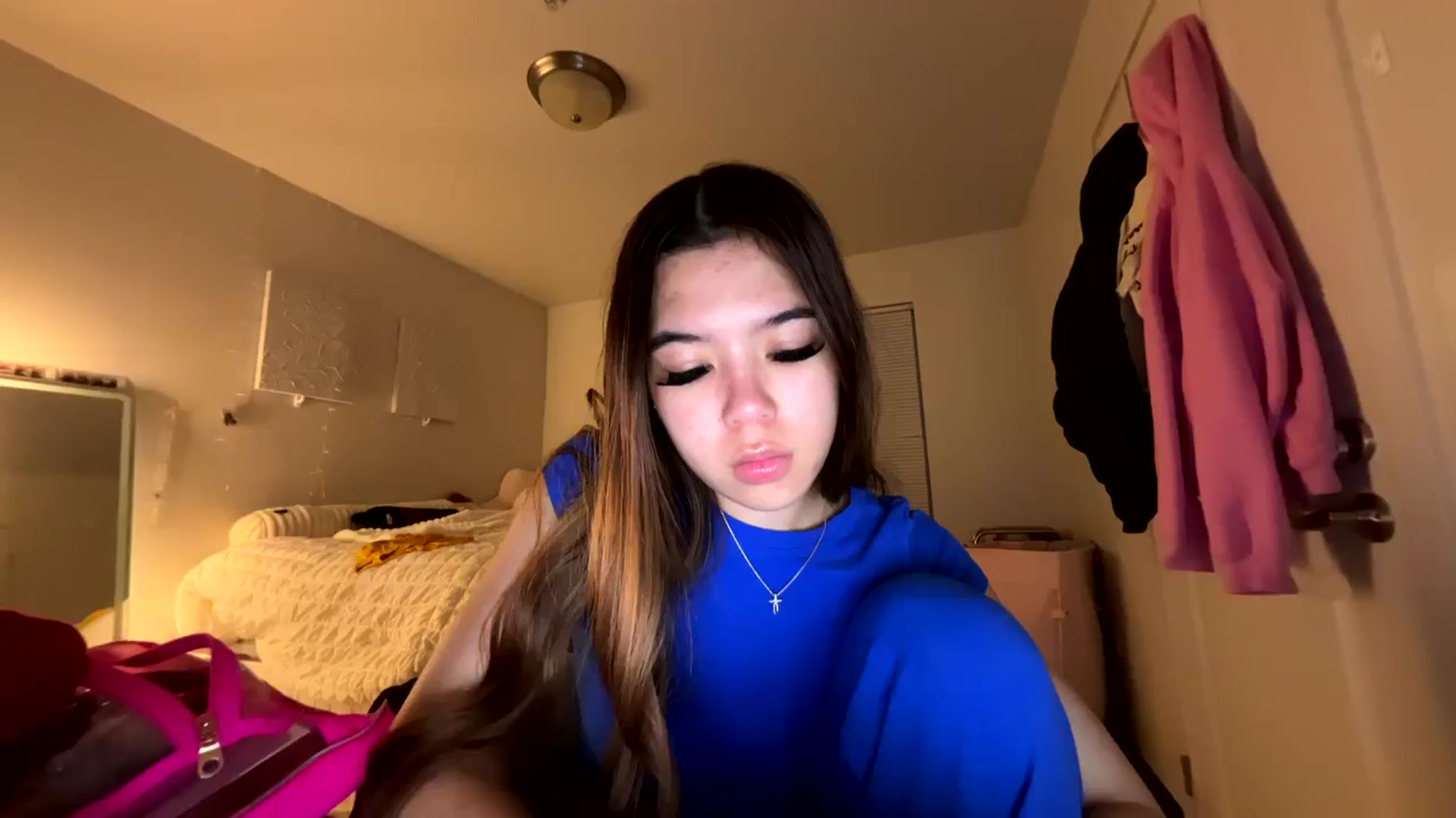 Gallery image thumbnail from Natpeach's myfreecams stream on, 04/21/2026, 06:44 image 10 of 20
