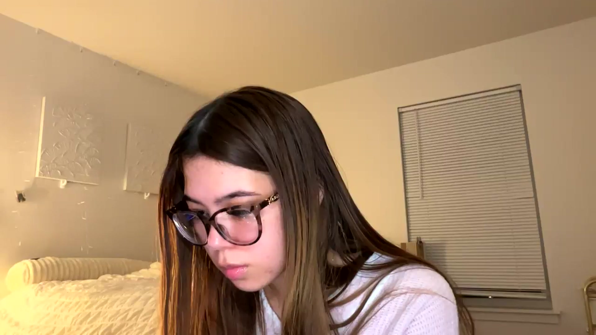 Gallery image thumbnail from Natpeach's myfreecams stream on, 04/29/2026, 05:04 image 2 of 20