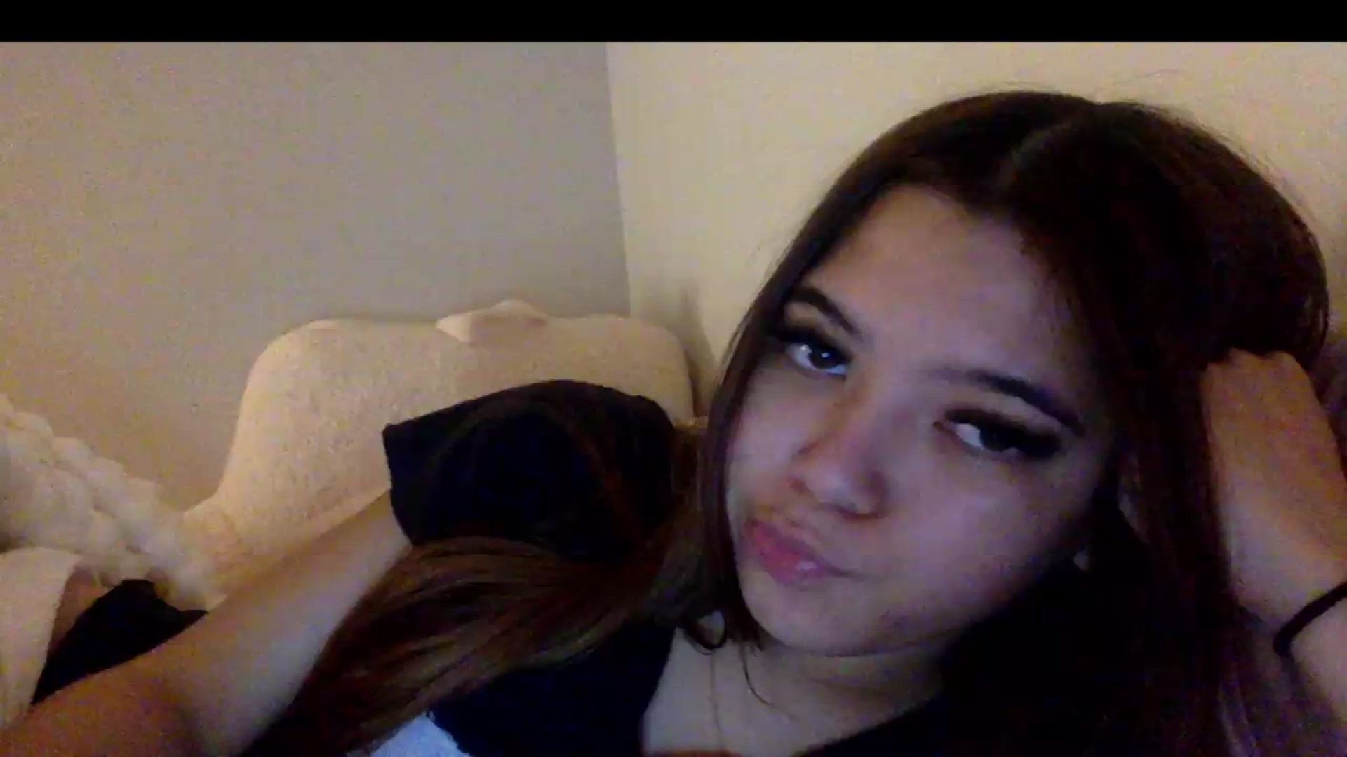 Gallery image thumbnail from Natpeach's myfreecams stream on, 04/30/2026, 06:33 image 12 of 20