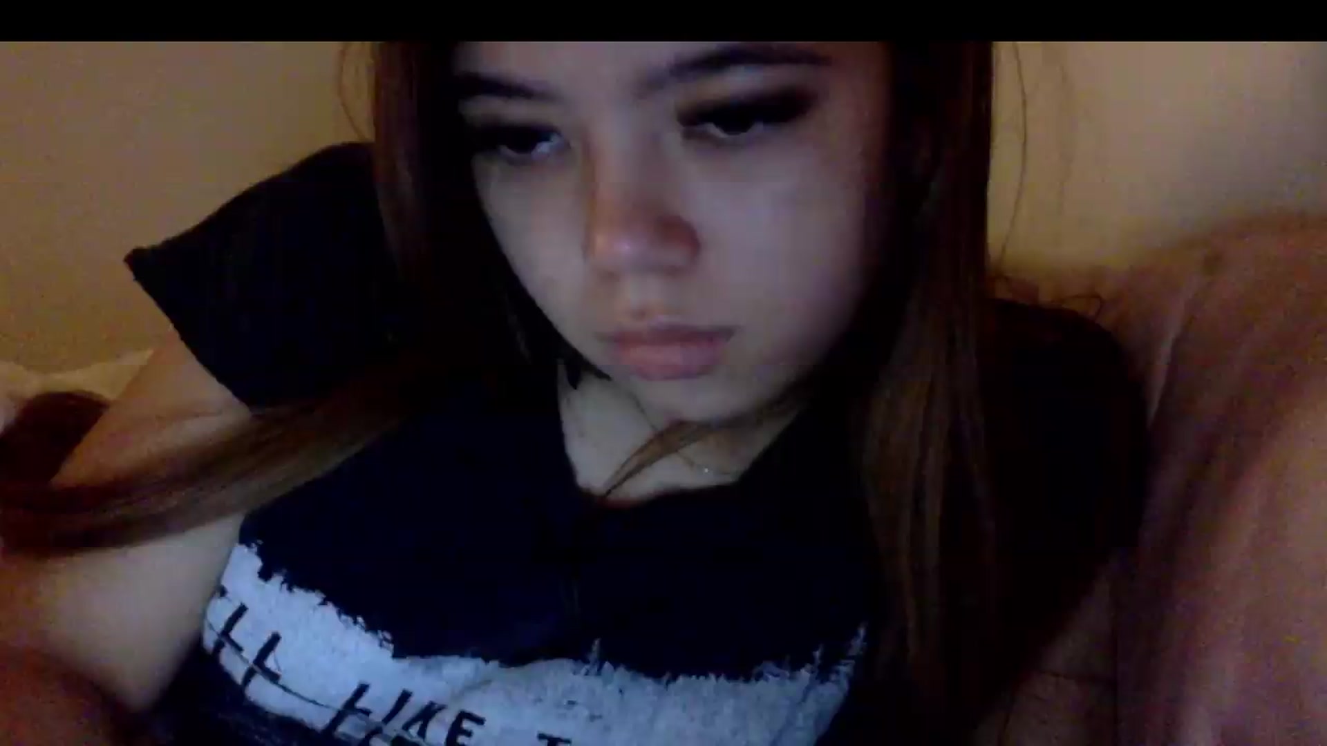 Gallery image thumbnail from Natpeach's myfreecams stream on, 04/30/2026, 07:32 image 1 of 20