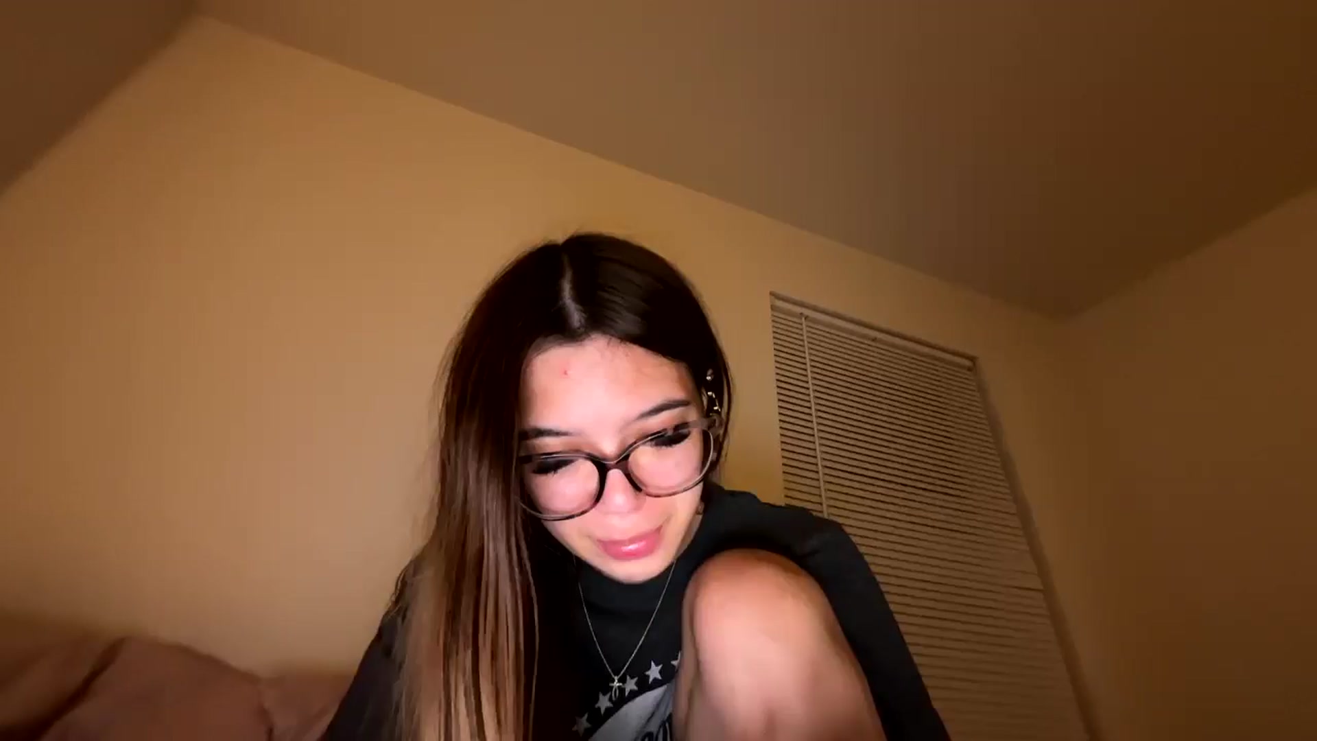 Gallery image thumbnail from Natpeach's myfreecams stream on, 05/02/2026, 09:15 image 11 of 20