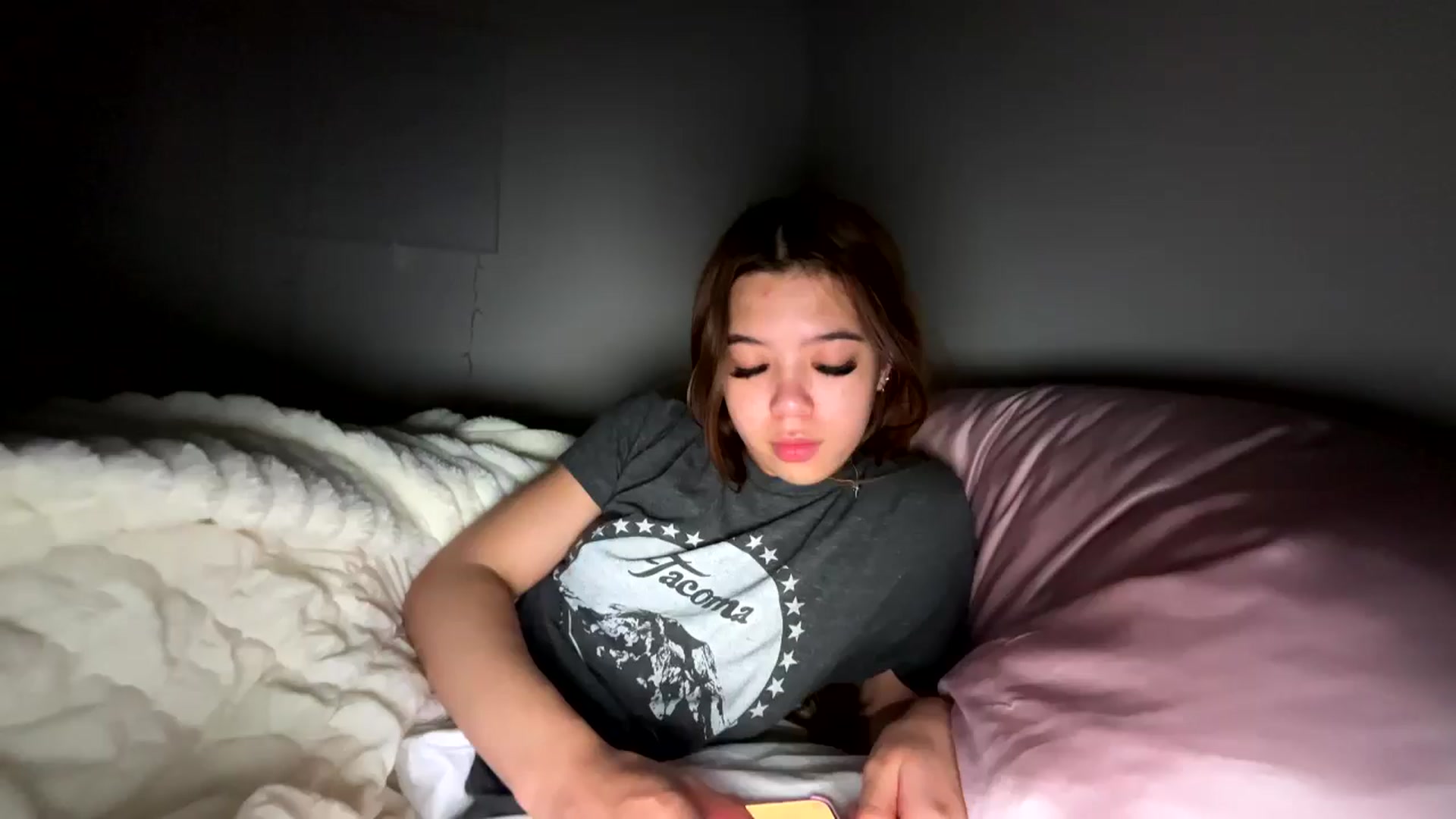 Gallery image thumbnail from Natpeach's myfreecams stream on, 05/02/2026, 09:15 image 20 of 20