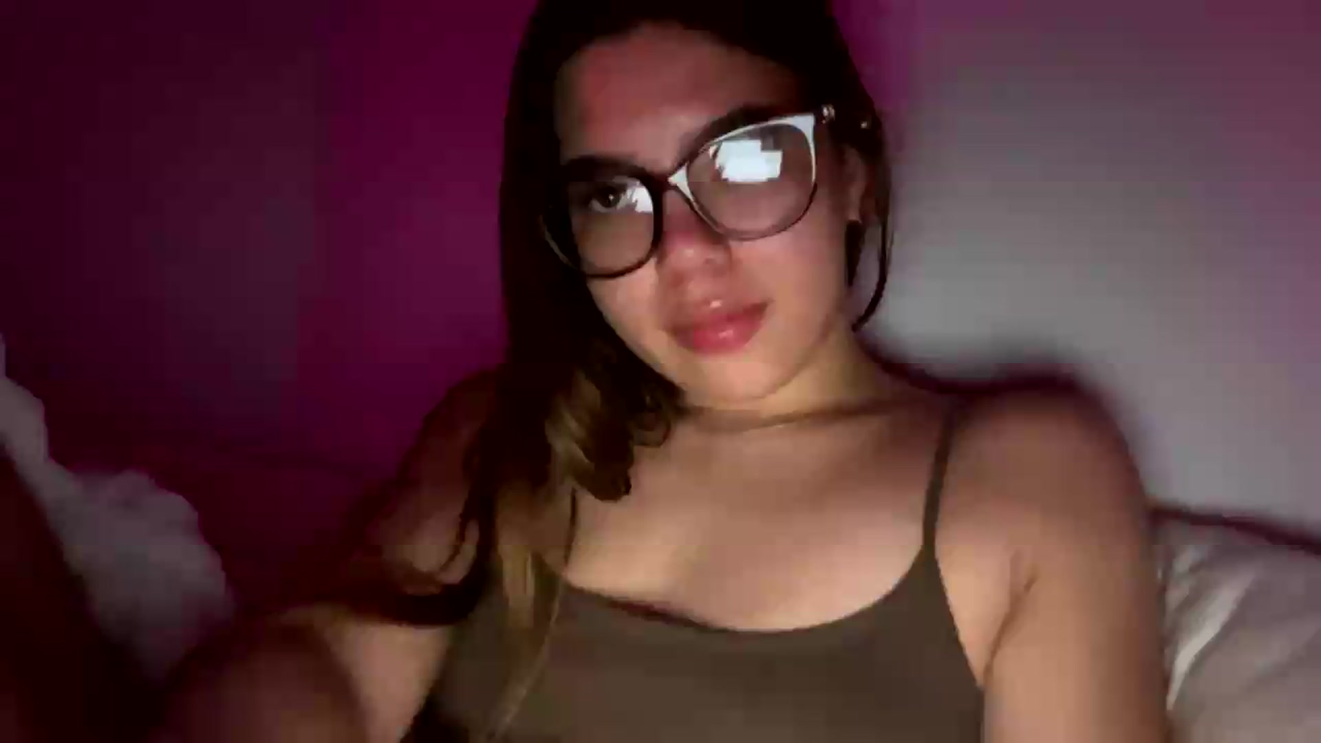Gallery image thumbnail from Natpeach's myfreecams stream on, 05/05/2026, 05:48 image 1 of 20