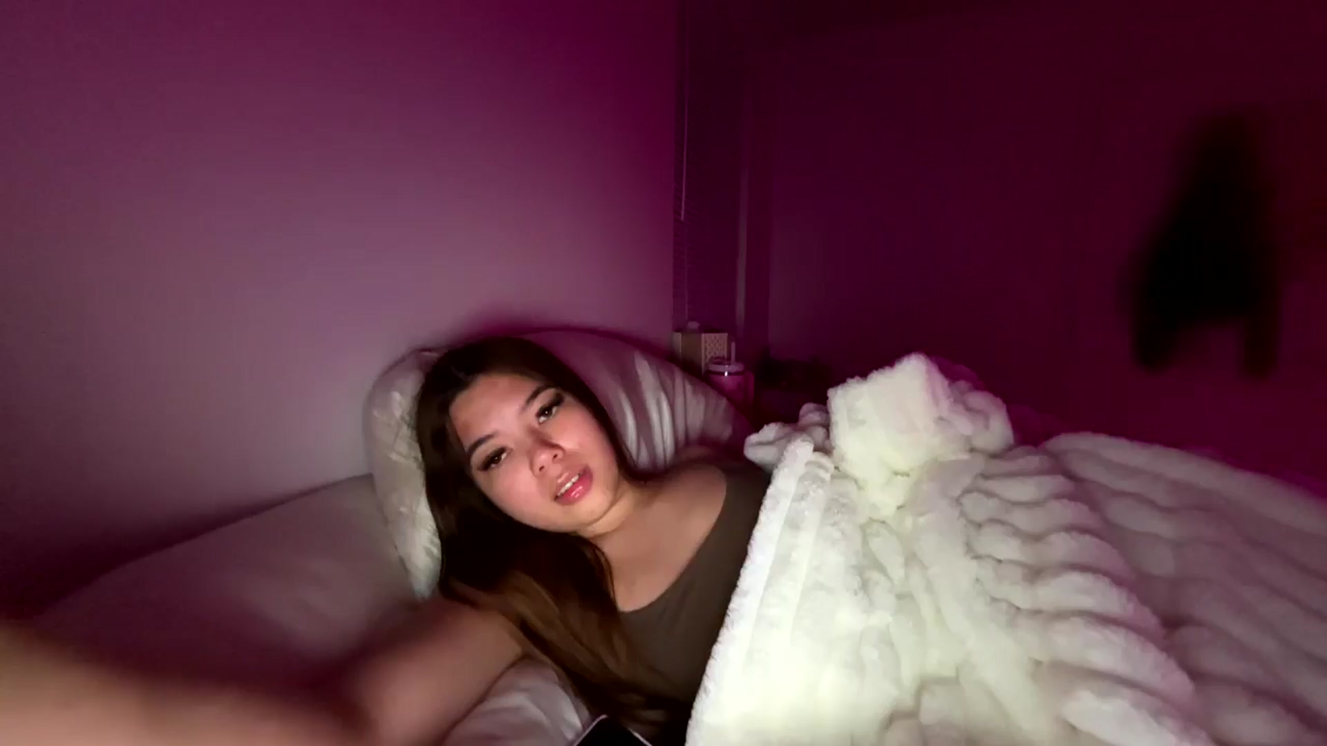 Gallery image thumbnail from Natpeach's myfreecams stream on, 05/05/2026, 07:05 image 11 of 20