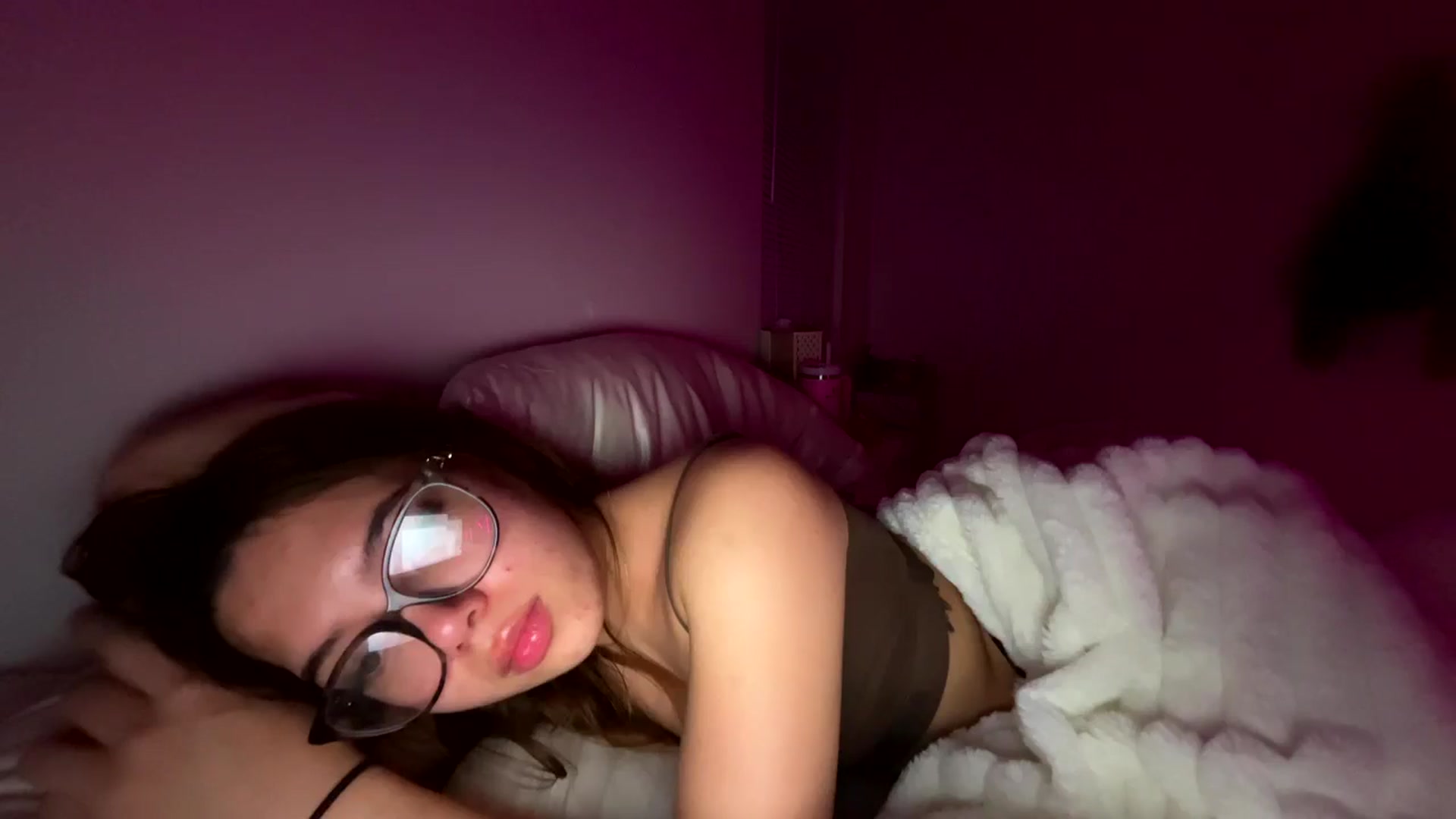Gallery image thumbnail from Natpeach's myfreecams stream on, 05/05/2026, 07:05 image 3 of 20