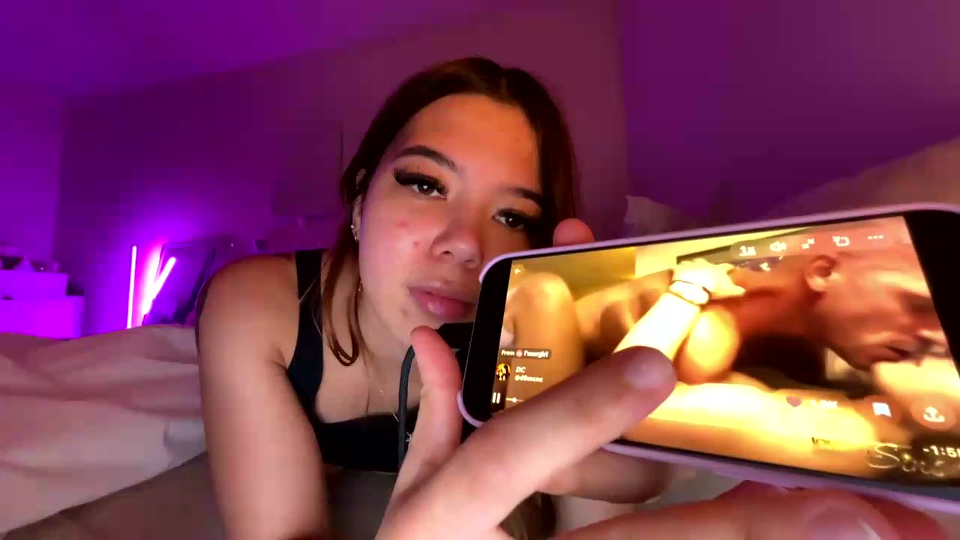 Gallery image thumbnail from Natpeach's myfreecams stream on, 05/12/2026, 07:02 image 18 of 20