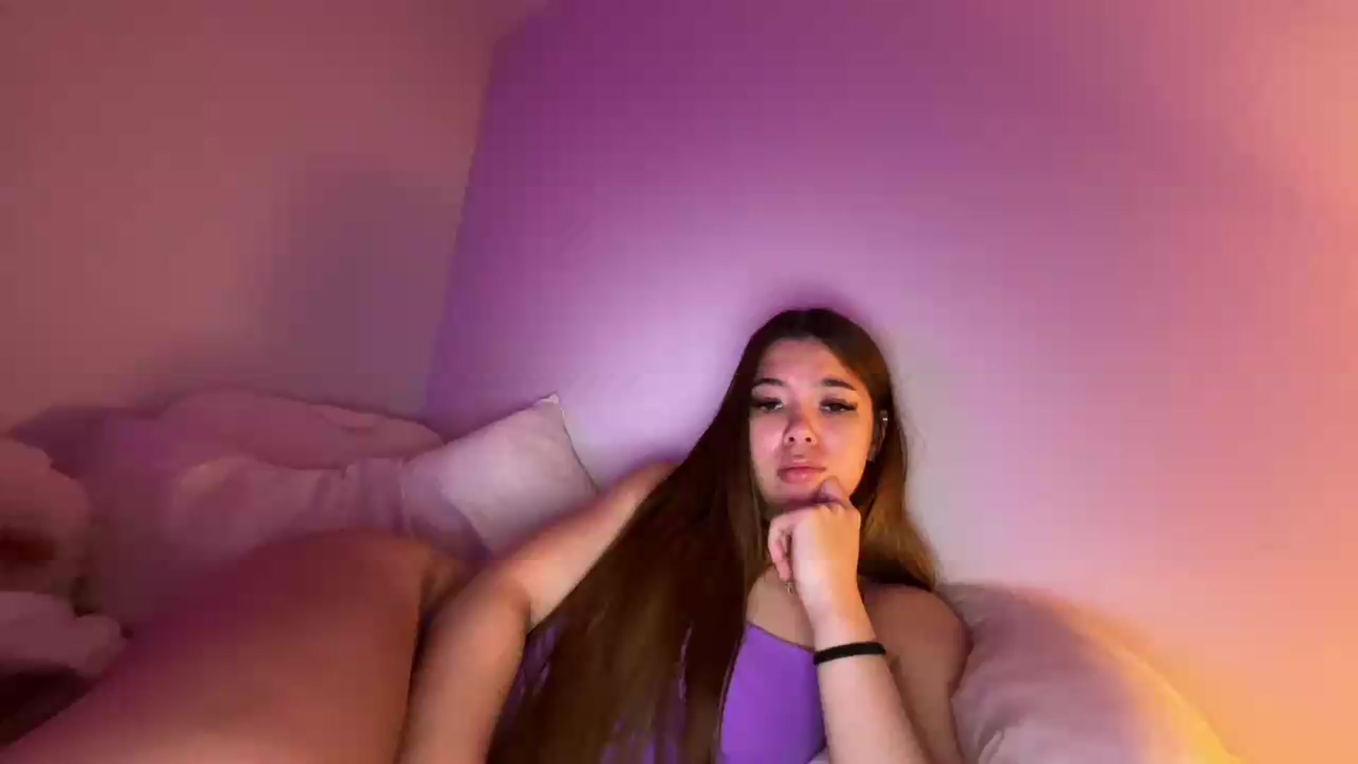 Gallery image thumbnail from Natpeach's myfreecams stream on, 05/26/2026, 04:48 image 19 of 20