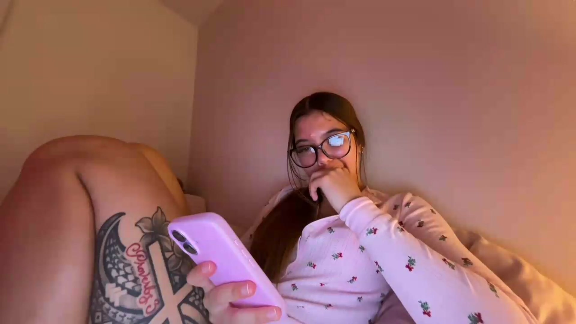 Gallery image thumbnail from Natpeach's myfreecams stream on, 06/07/2026, 07:57 image 5 of 20