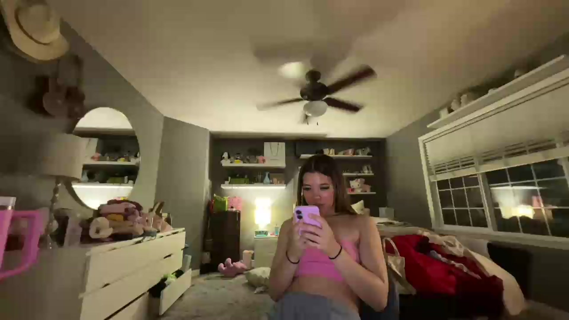 Gallery image thumbnail from Natpeach's myfreecams stream on, 06/15/2026, 05:31 image 17 of 20