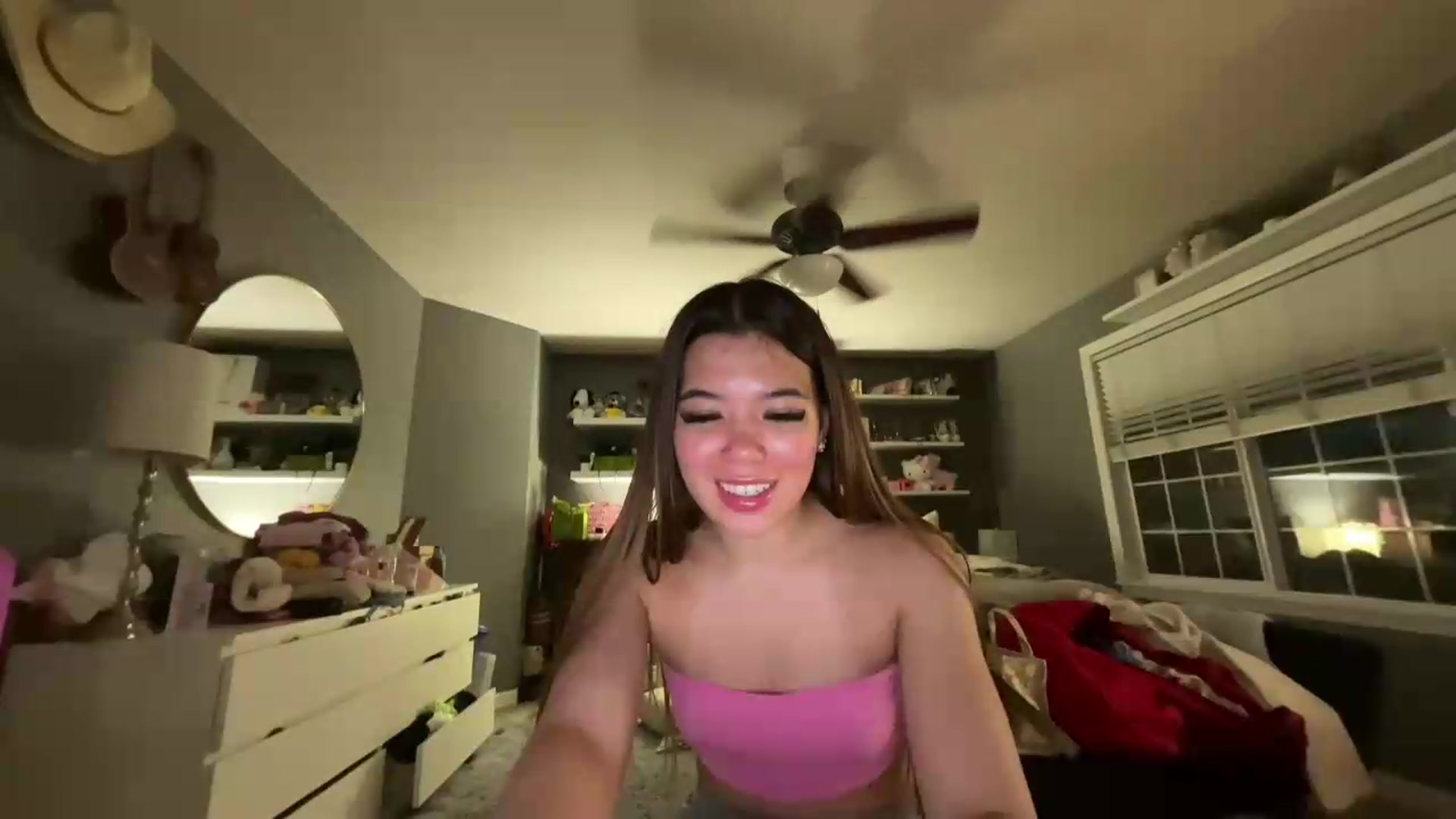 Gallery image thumbnail from Natpeach's myfreecams stream on, 06/15/2026, 05:31 image 4 of 20