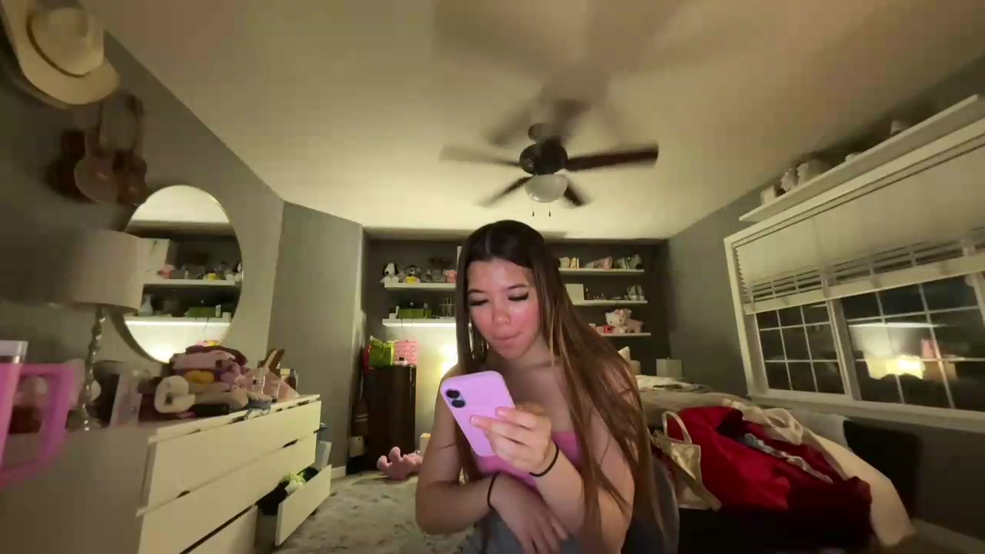 Gallery image thumbnail from Natpeach's myfreecams stream on, 06/15/2026, 05:31 image 7 of 20