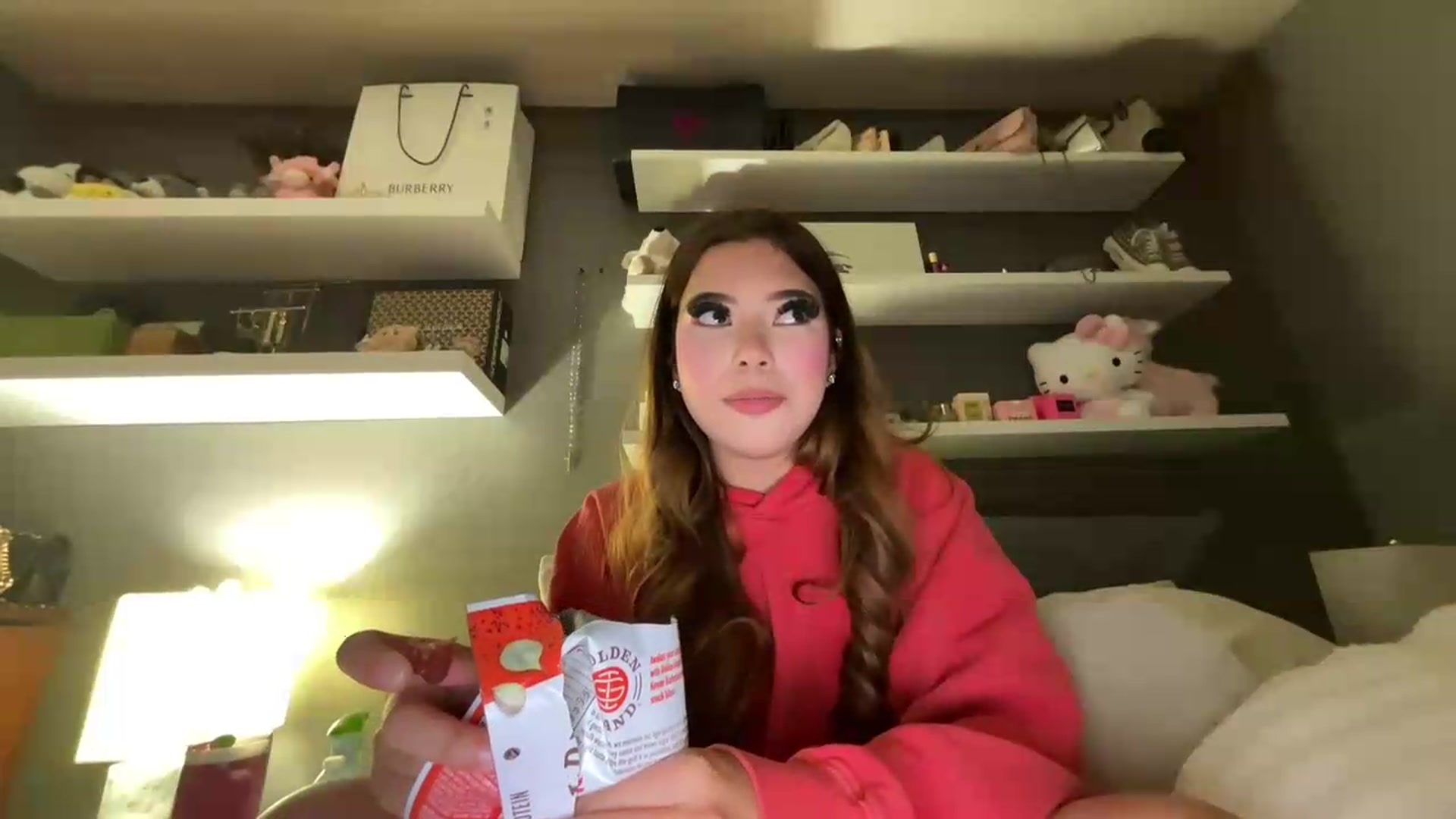 Gallery image thumbnail from Natpeach's myfreecams stream on, 06/28/2026, 04:54 image 16 of 20