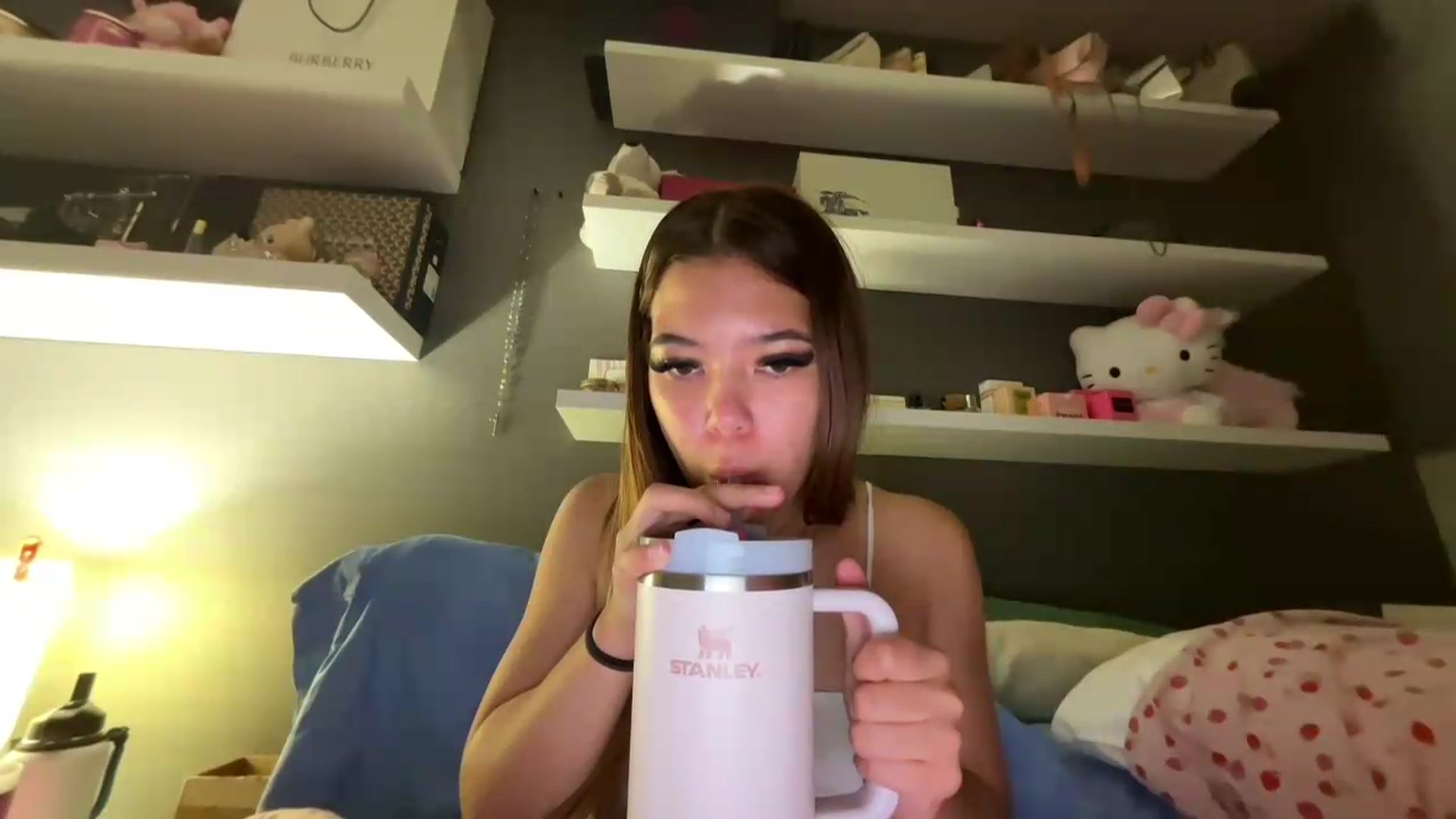 Gallery image thumbnail from Natpeach's myfreecams stream on, 08/26/2026, 08:40 image 3 of 20