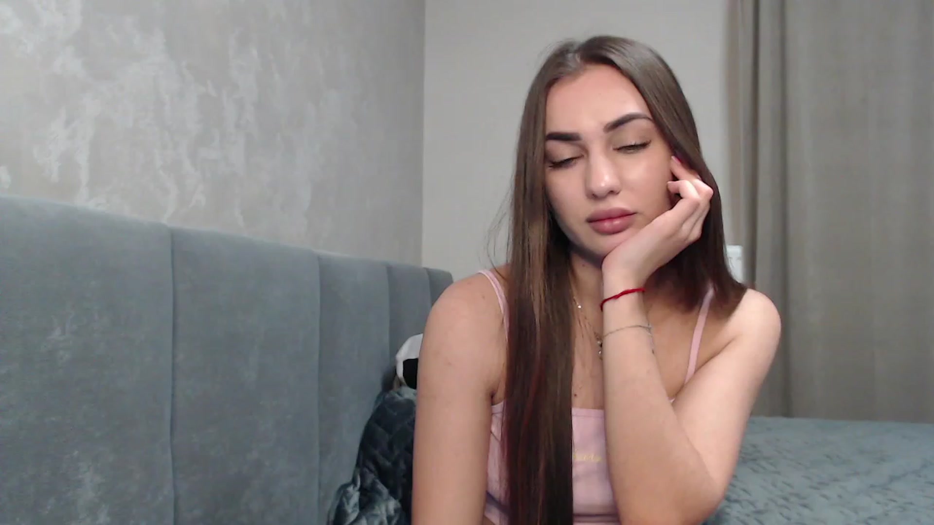 Gallery image thumbnail from NatrlBeauty's myfreecams stream on, 11/28/2022, 16:48 image 9 of 20