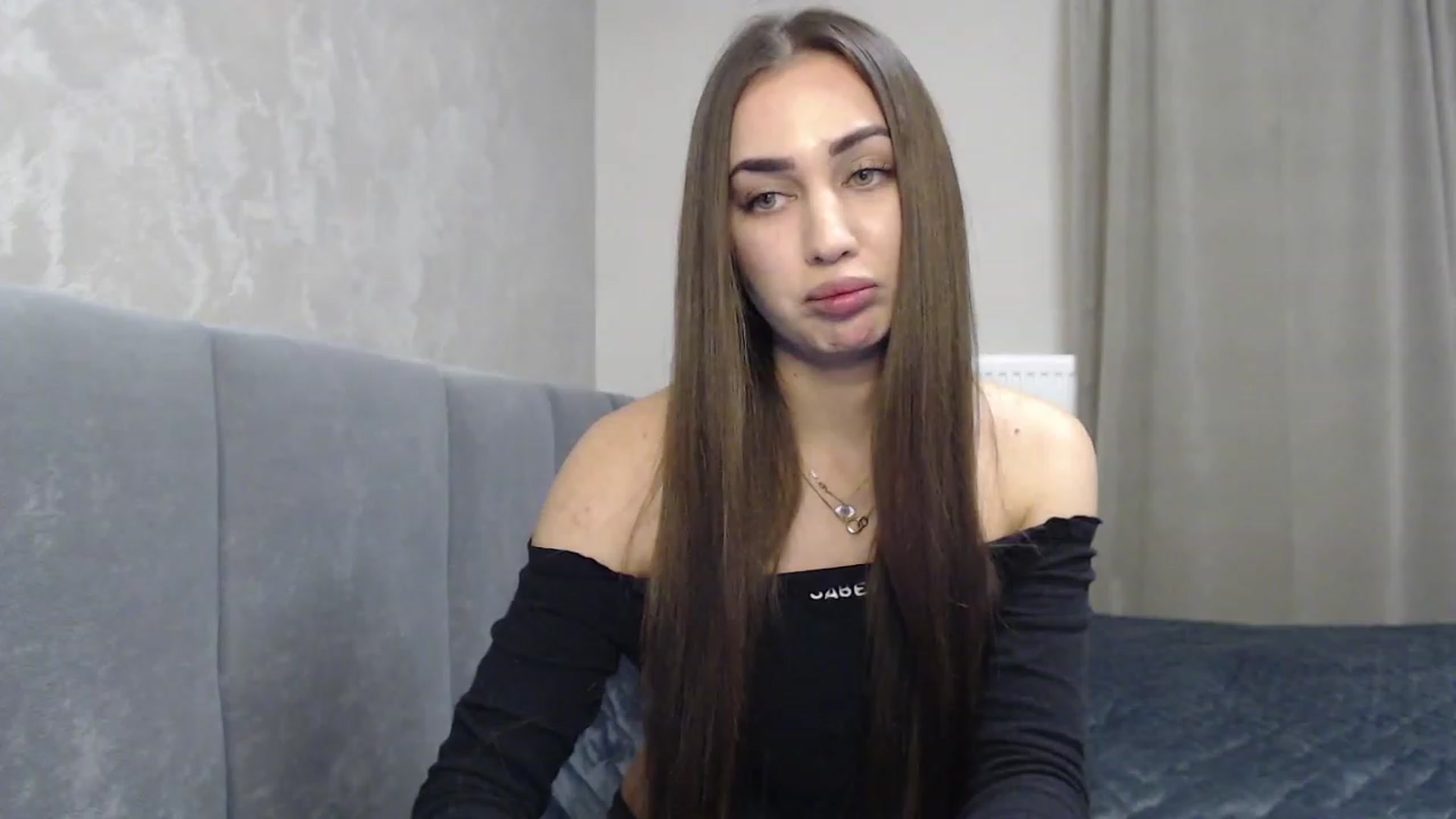 Gallery image thumbnail from NatrlBeauty's myfreecams stream on, 12/14/2022, 23:06 image 16 of 20