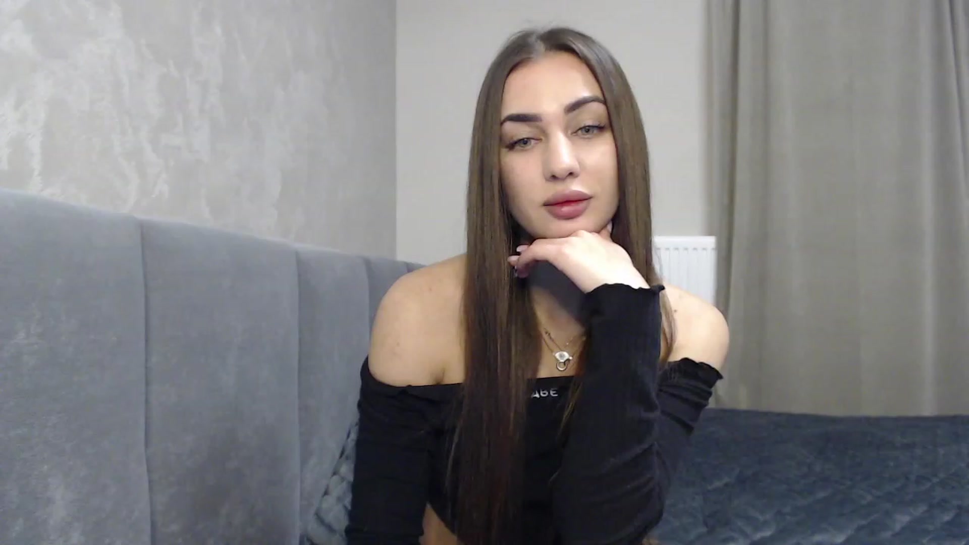 Gallery image thumbnail from NatrlBeauty's myfreecams stream on, 12/14/2022, 23:06 image 19 of 20