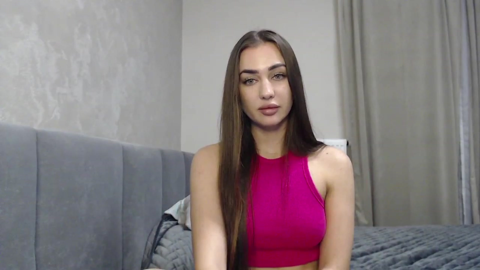 Gallery image thumbnail from NatrlBeauty's myfreecams stream on, 12/20/2022, 18:37 image 17 of 20