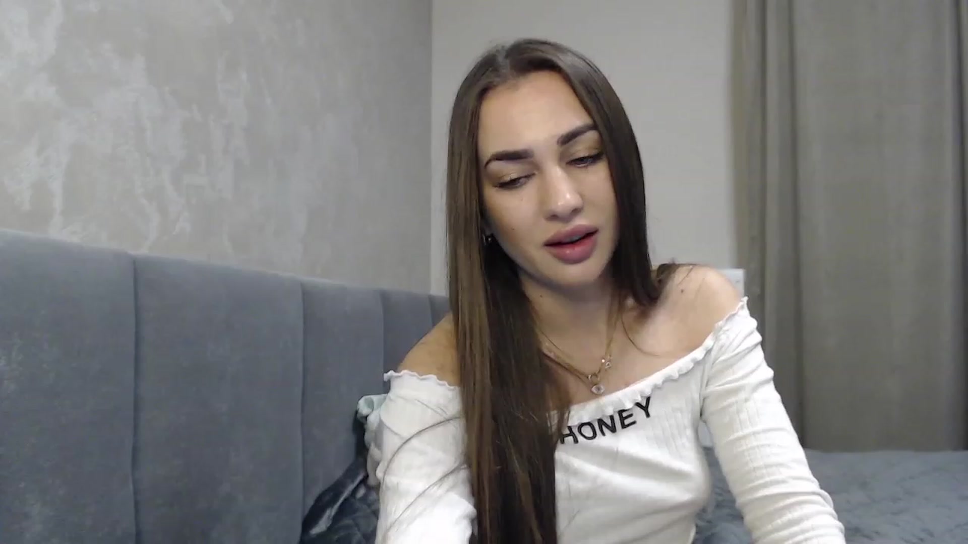 Gallery image thumbnail from NatrlBeauty's myfreecams stream on, 12/22/2022, 19:11 image 10 of 20