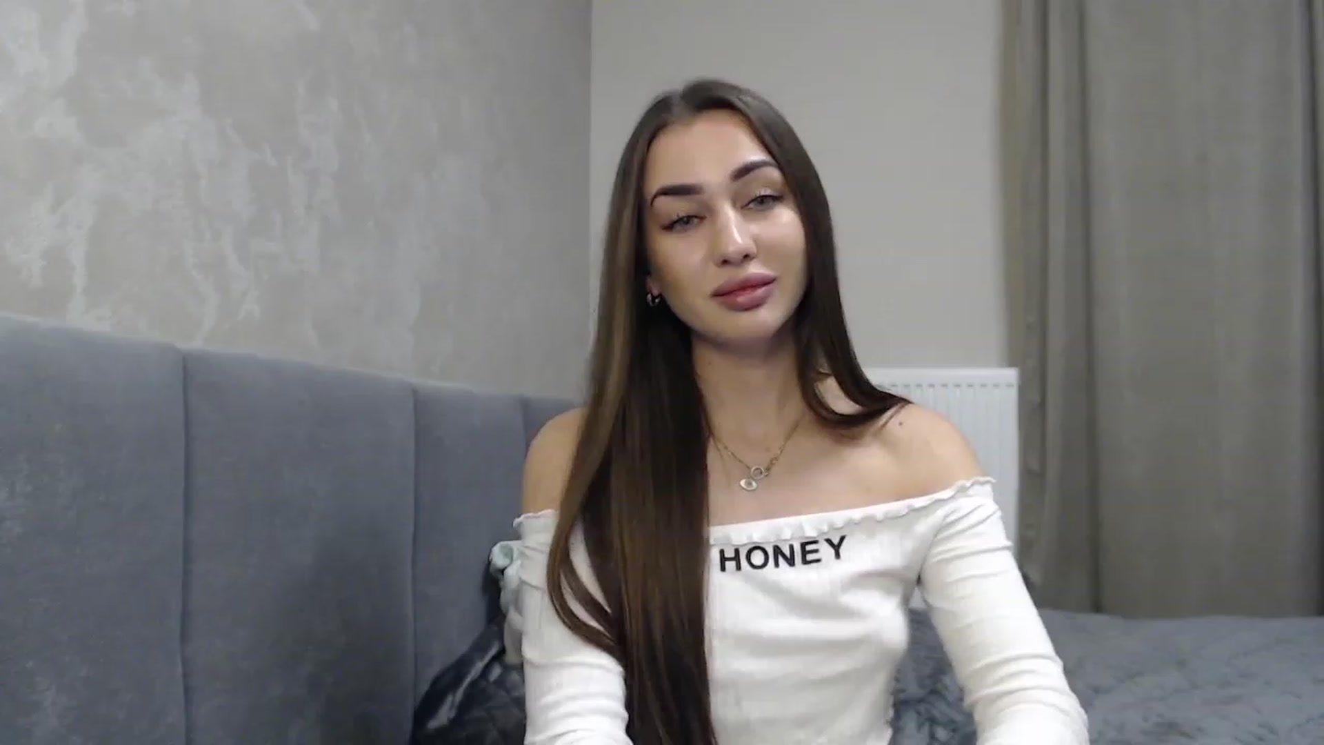 Gallery image thumbnail from NatrlBeauty's myfreecams stream on, 12/22/2022, 19:11 image 13 of 20