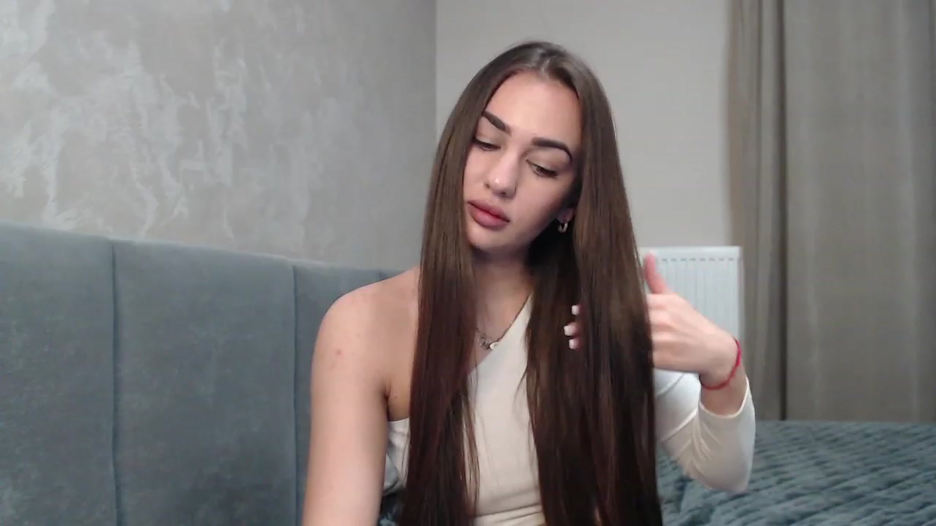 Gallery image thumbnail from NatrlBeauty's myfreecams stream on, 03/20/2023, 10:11 image 16 of 20