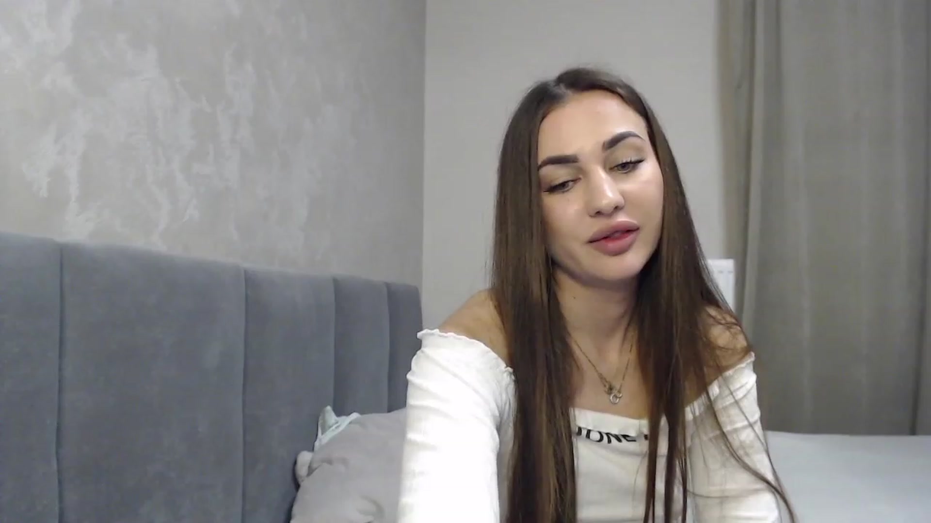 Gallery image thumbnail from NatrlBeauty's myfreecams stream on, 05/19/2023, 15:54 image 11 of 20