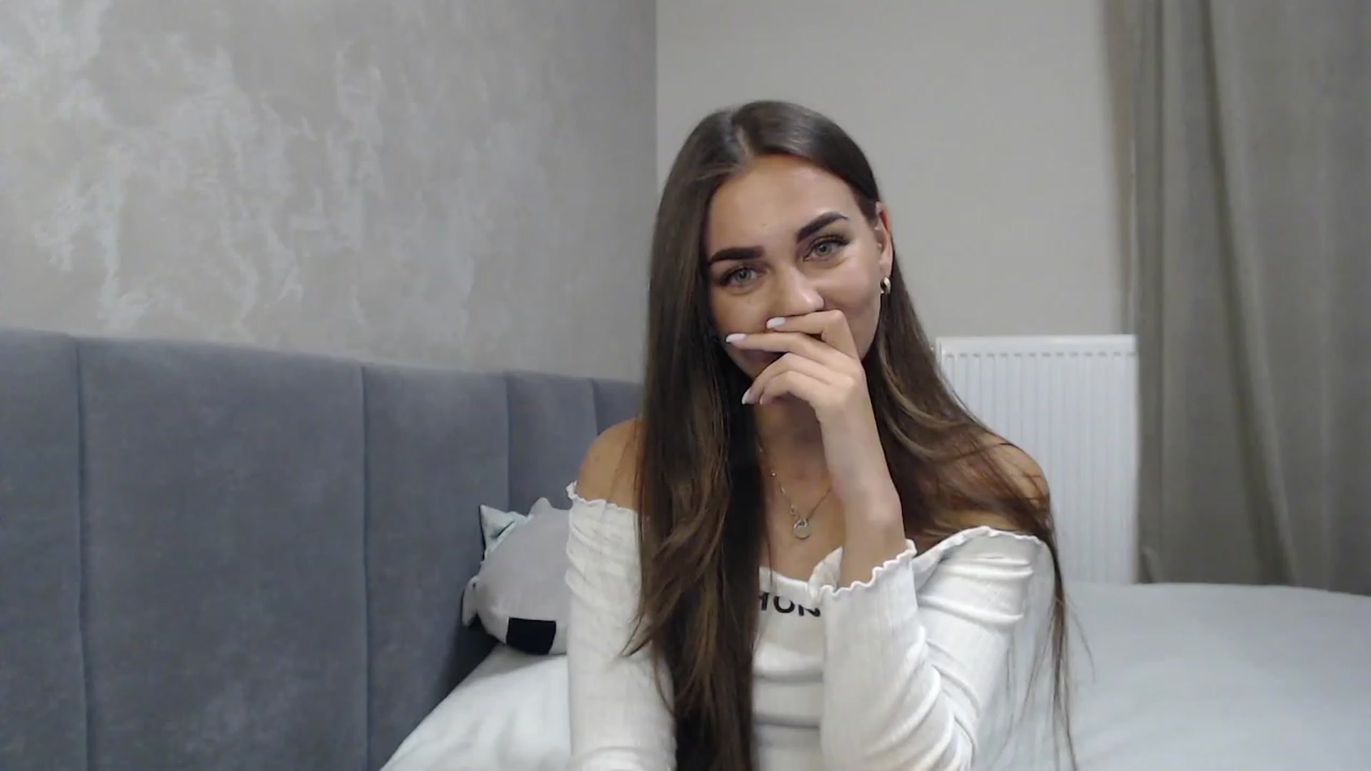 Gallery image thumbnail from NatrlBeauty's myfreecams stream on, 08/03/2023, 22:43 image 7 of 20