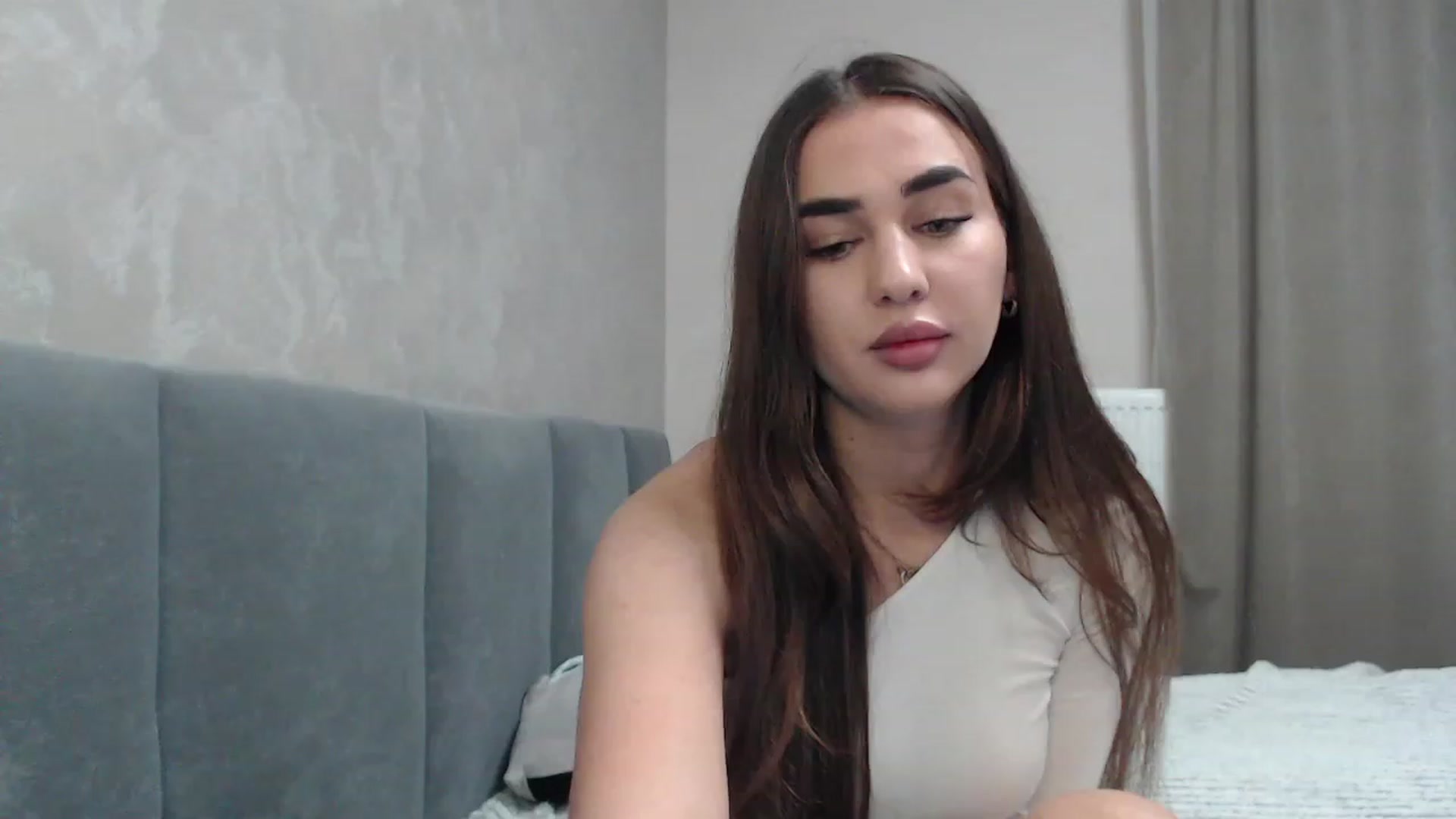Gallery image thumbnail from NatrlBeauty's myfreecams stream on, 12/08/2023, 12:15 image 6 of 20