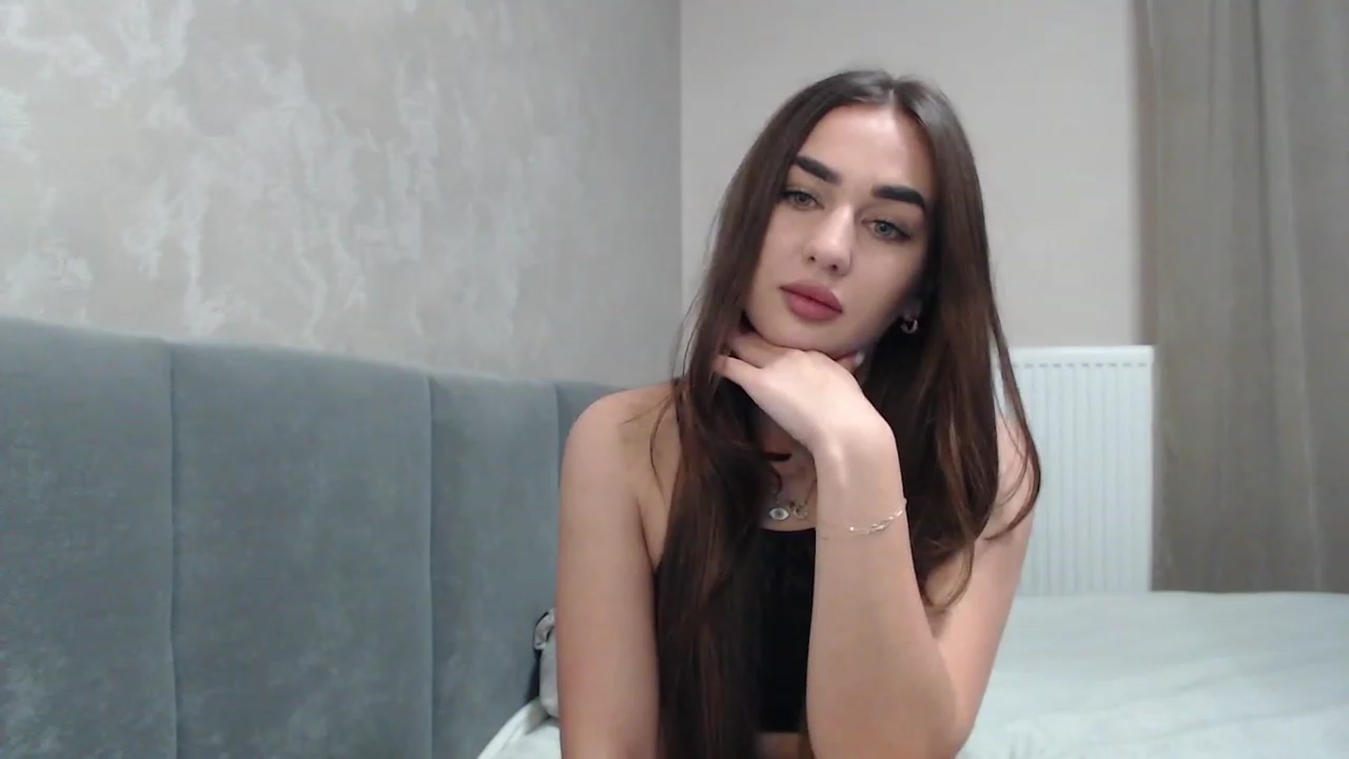 Gallery image thumbnail from NatrlBeauty's myfreecams stream on, 12/19/2023, 10:59 image 1 of 20