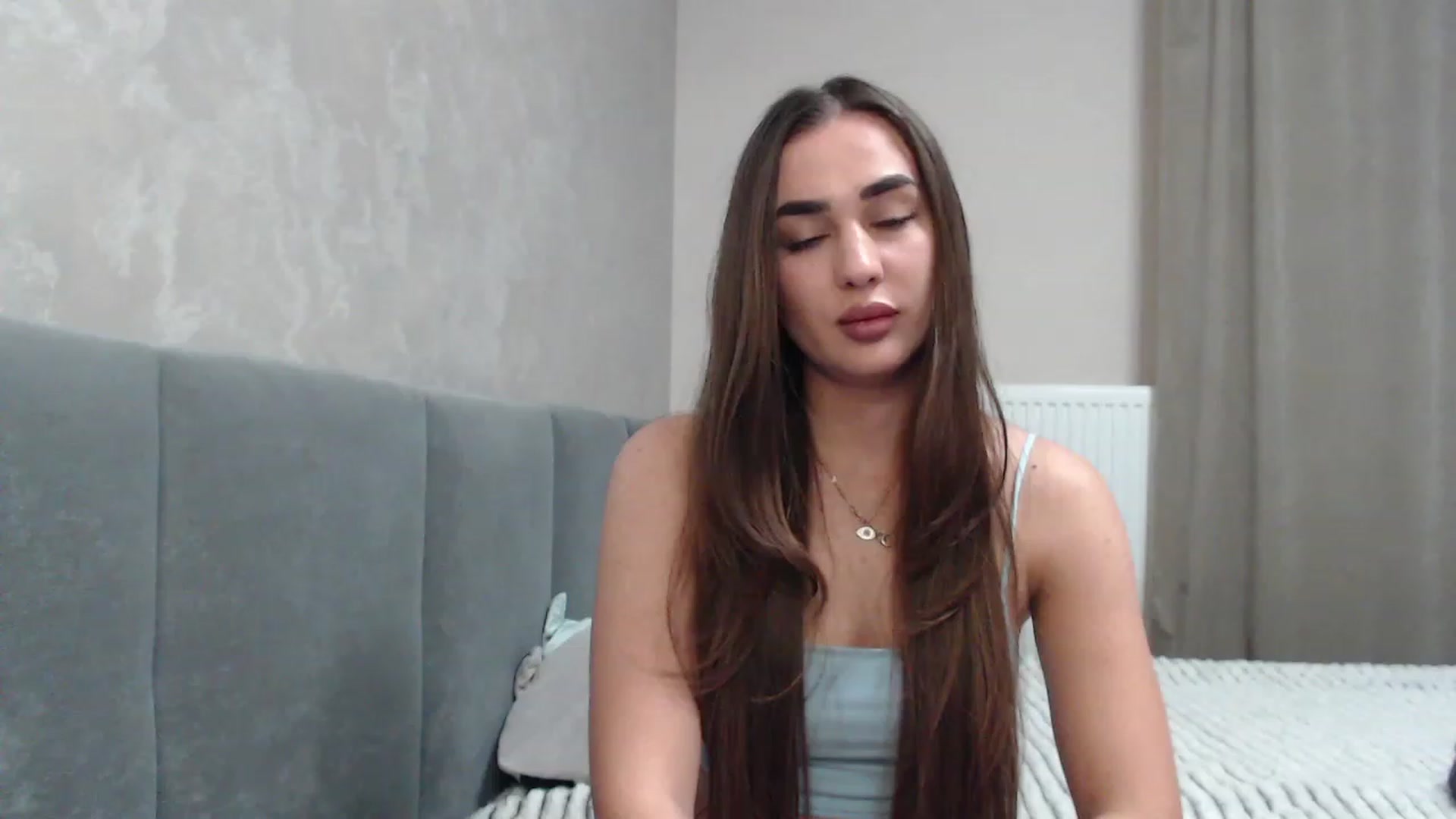 Gallery image thumbnail from NatrlBeauty's myfreecams stream on, 12/27/2023, 22:18 image 17 of 20