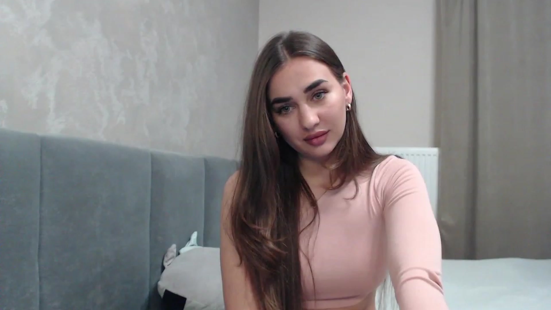 Gallery image thumbnail from NatrlBeauty's myfreecams stream on, 12/28/2023, 22:02 image 14 of 20