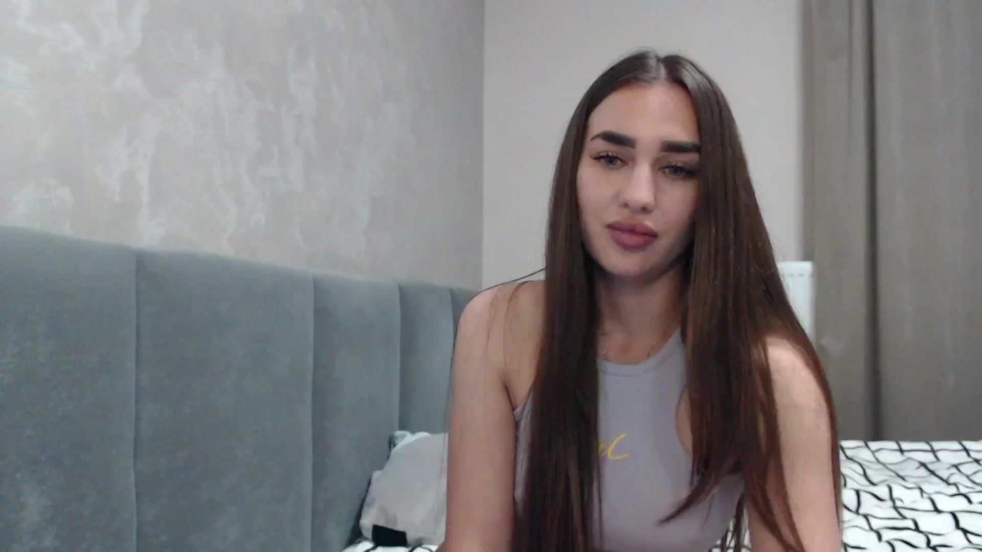 Gallery image thumbnail from NatrlBeauty's myfreecams stream on, 05/19/2024, 23:13 image 7 of 20