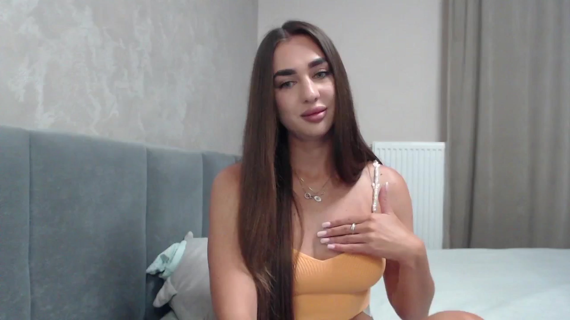 Gallery image thumbnail from NatrlBeauty's myfreecams stream on, 07/06/2024, 10:07 image 14 of 20