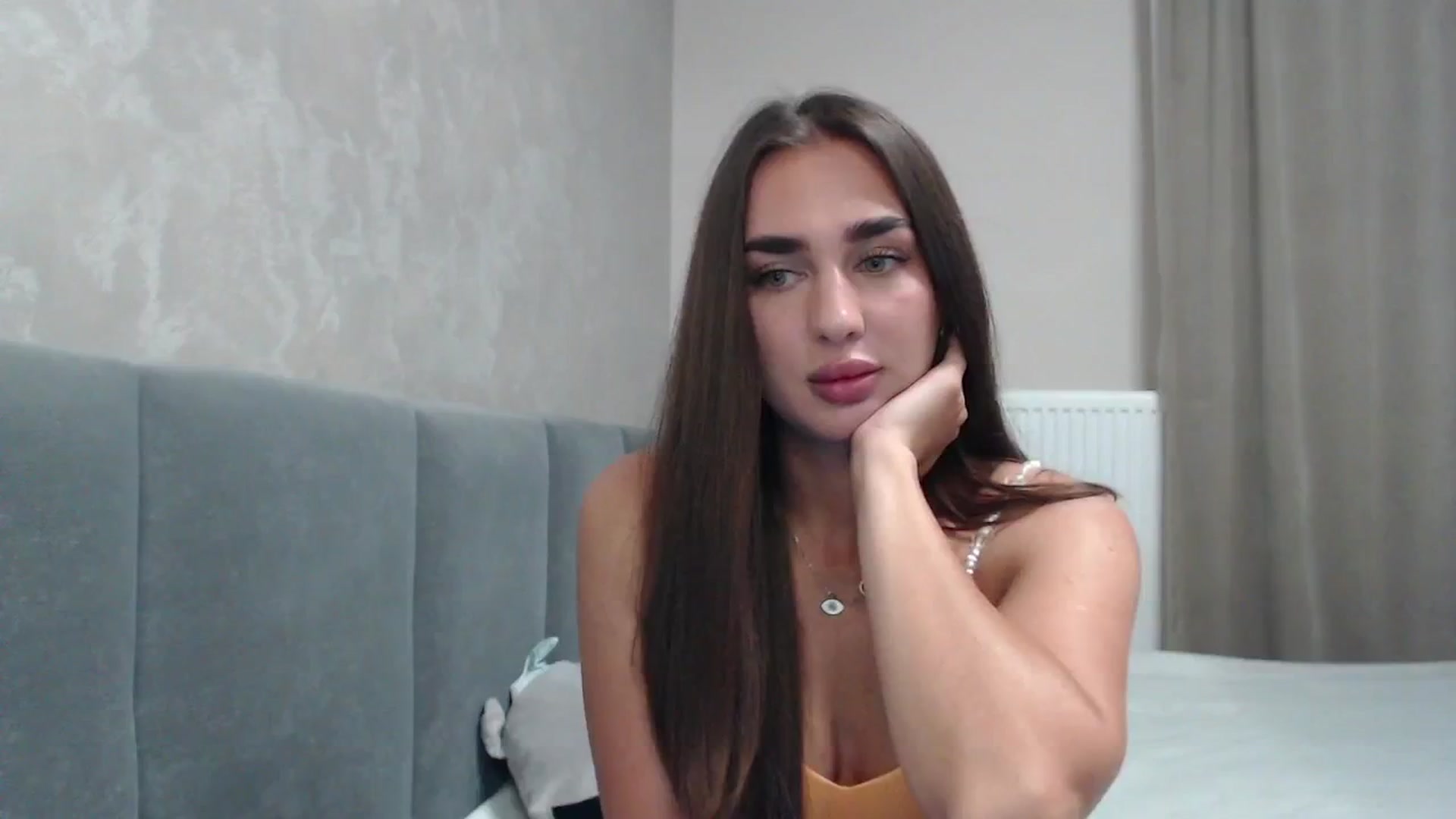 Gallery image thumbnail from NatrlBeauty's myfreecams stream on, 07/23/2024, 21:02 image 14 of 20