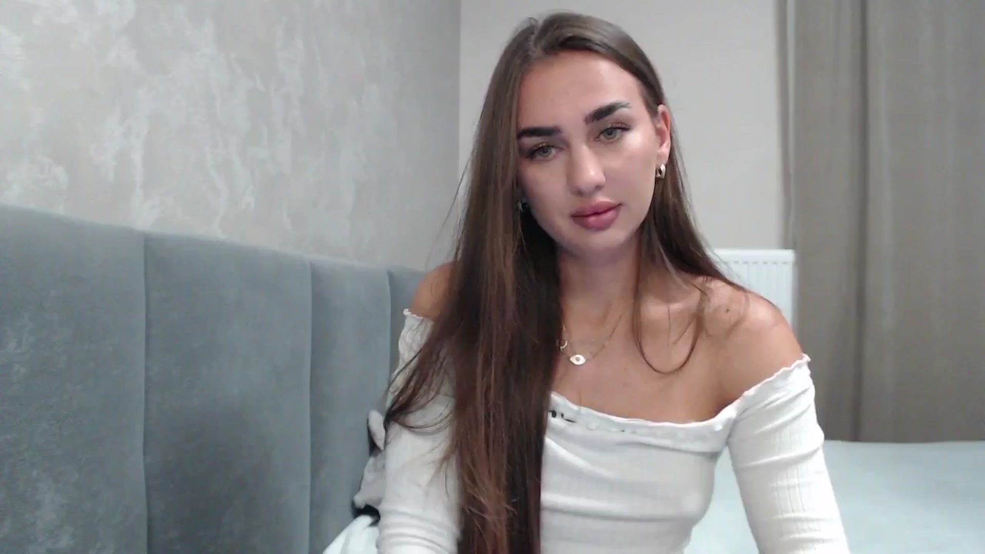 Gallery image thumbnail from NatrlBeauty's myfreecams stream on, 08/15/2024, 20:10 image 6 of 20