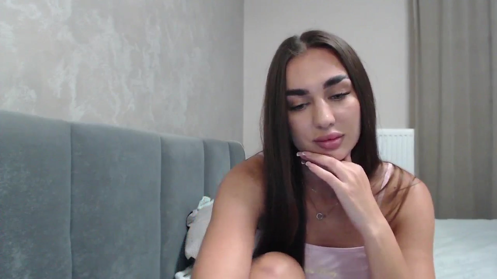 Gallery image thumbnail from NatrlBeauty's myfreecams stream on, 09/18/2024, 10:25 image 12 of 20
